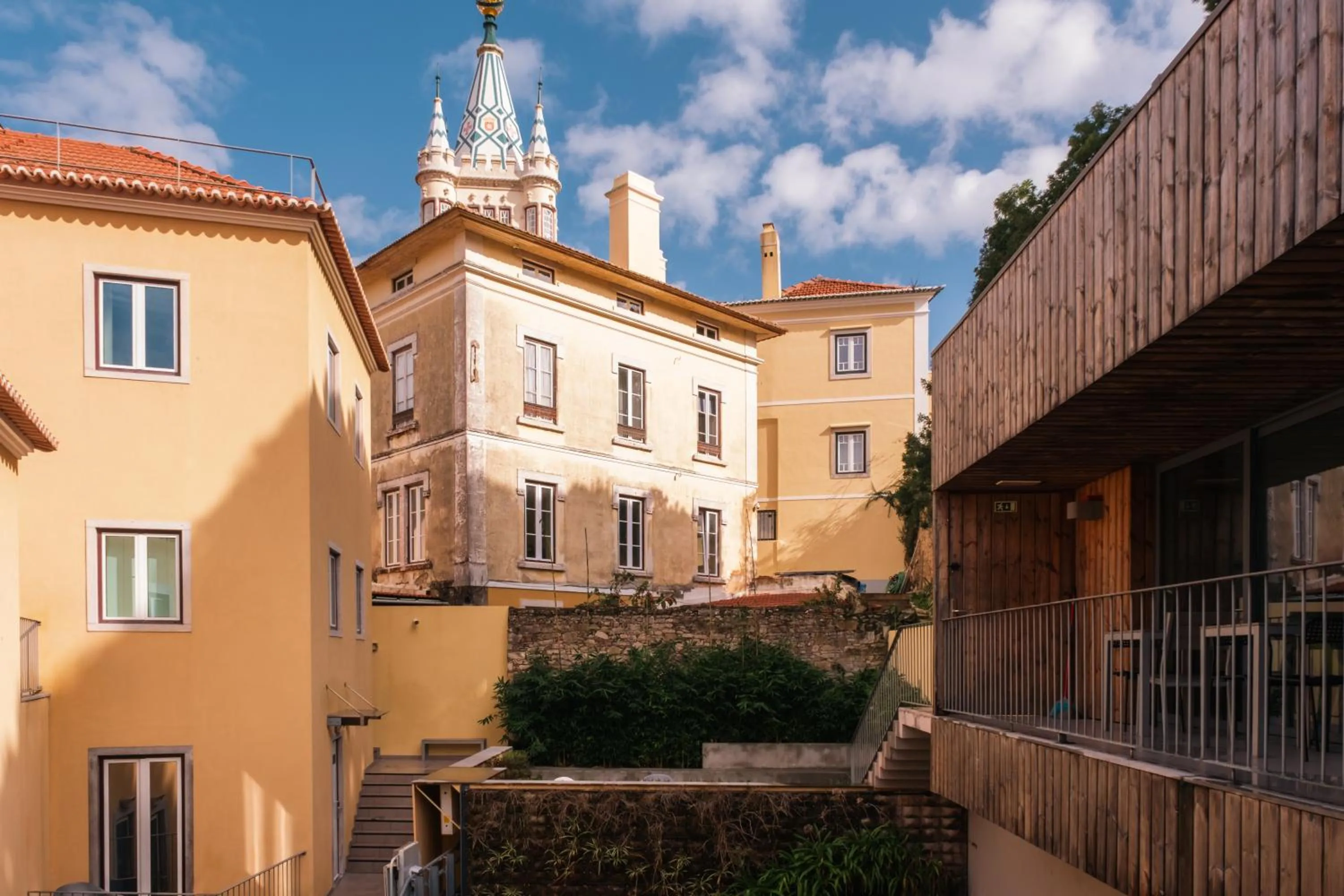 Patio in Moon Hill Hostel