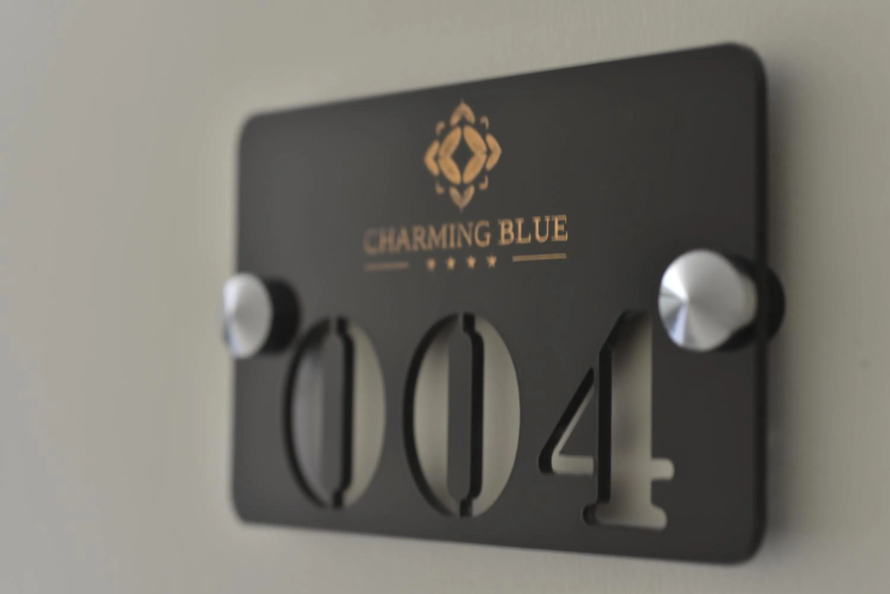 Photo of the whole room in Charming Blue