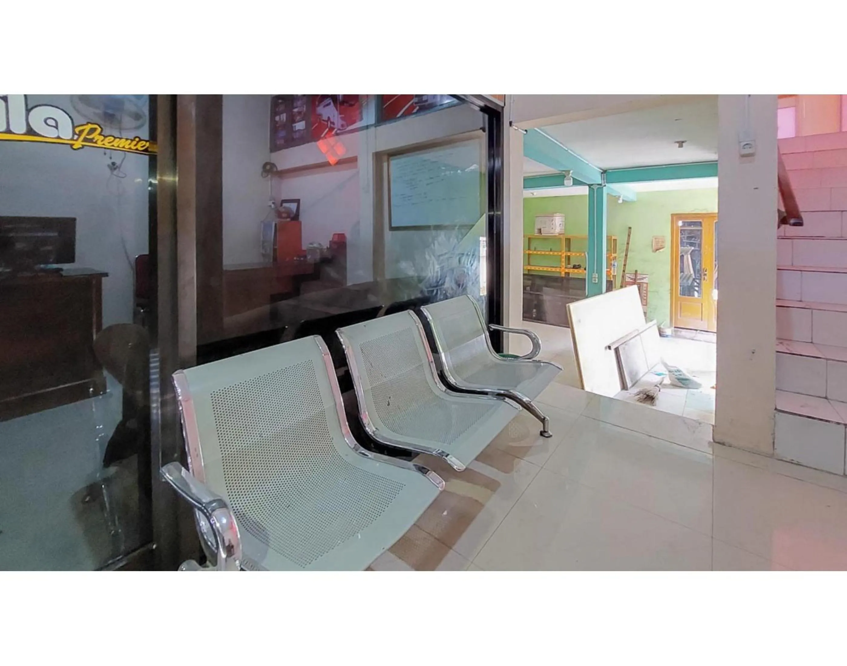 Artayya Puri 3 Syariah near Terminal Caruban Mitra RedDoorz