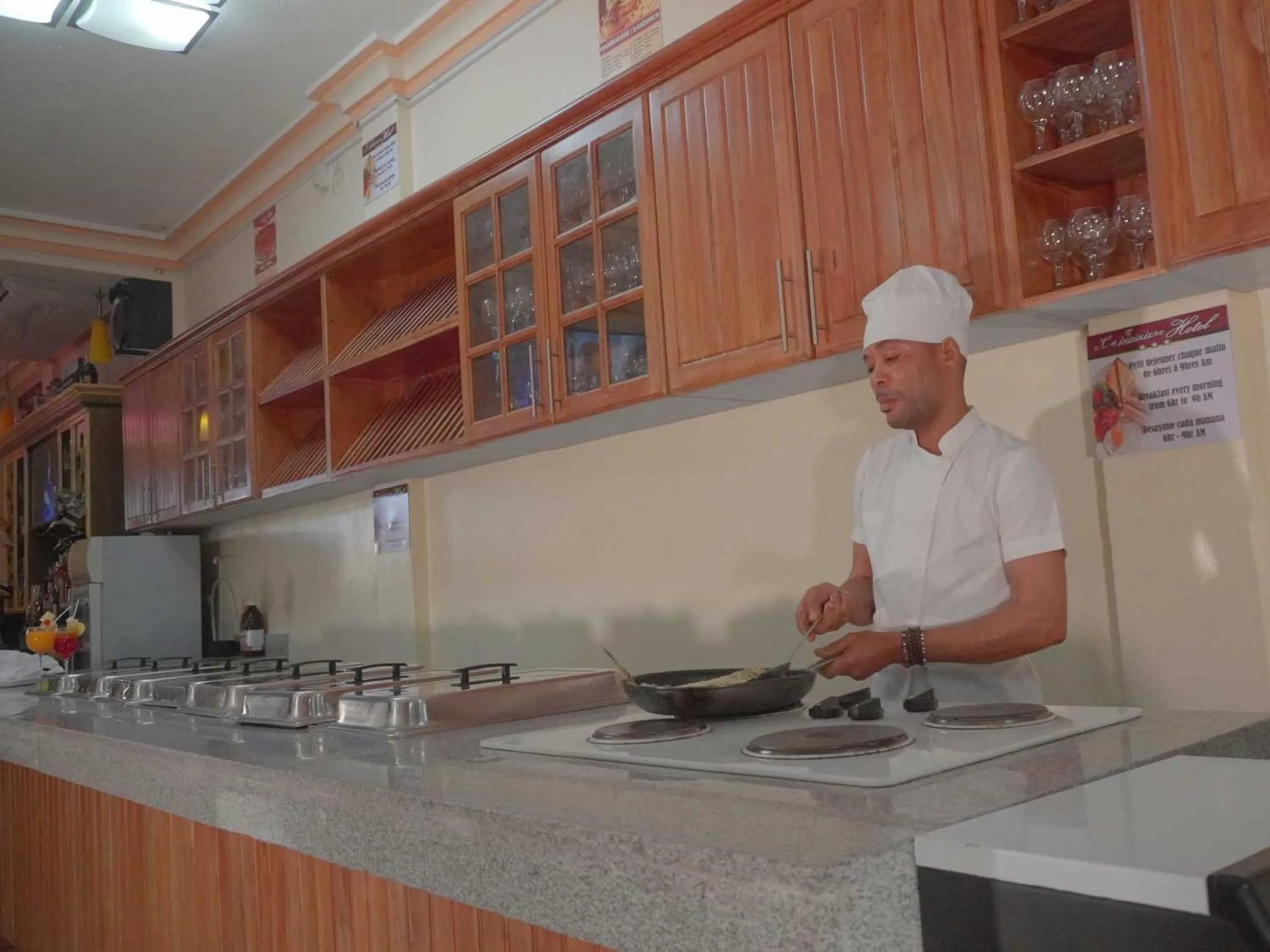 Breakfast in La Pepiniere Hotel