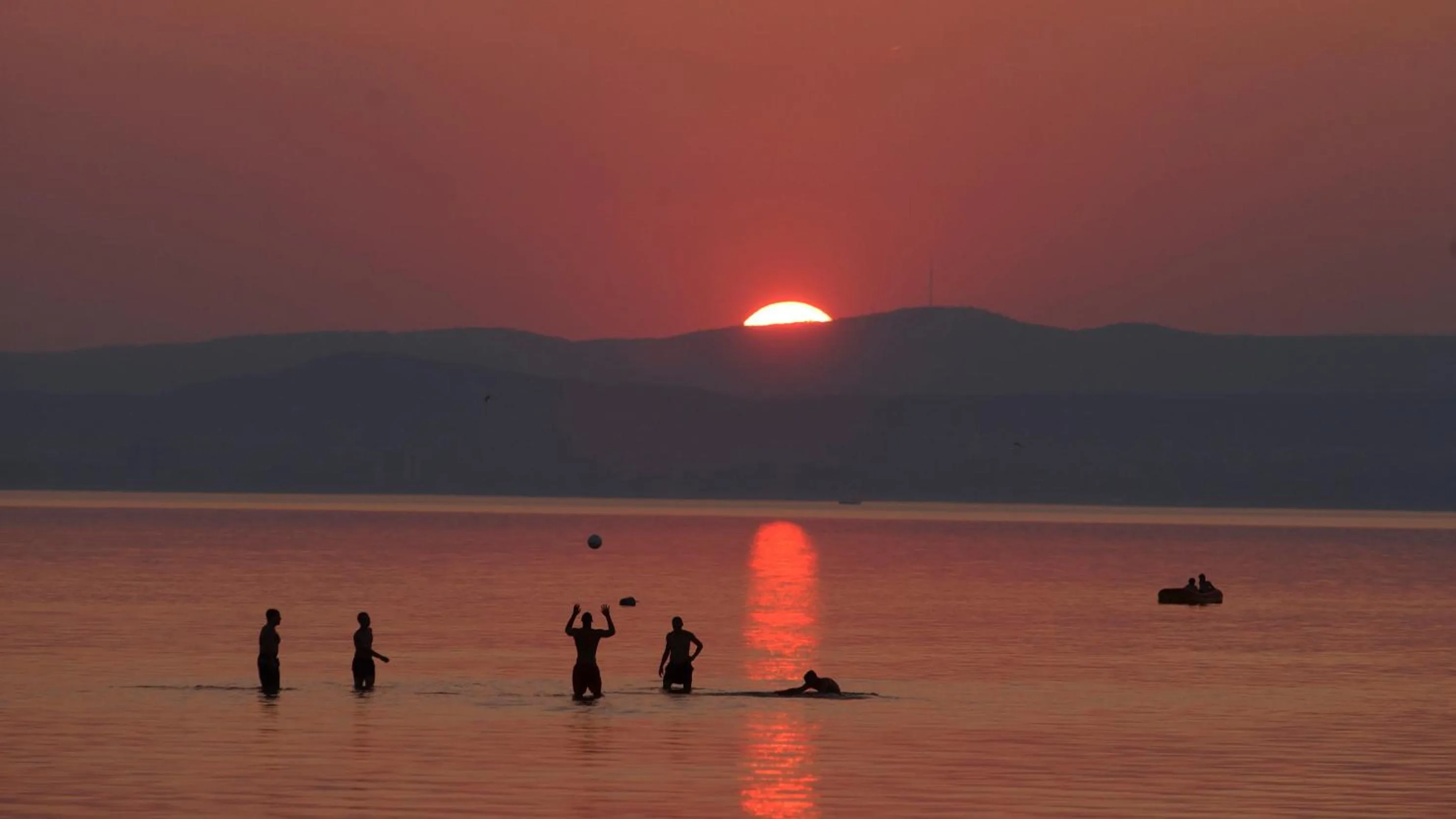 Beach in Lelle Hotel