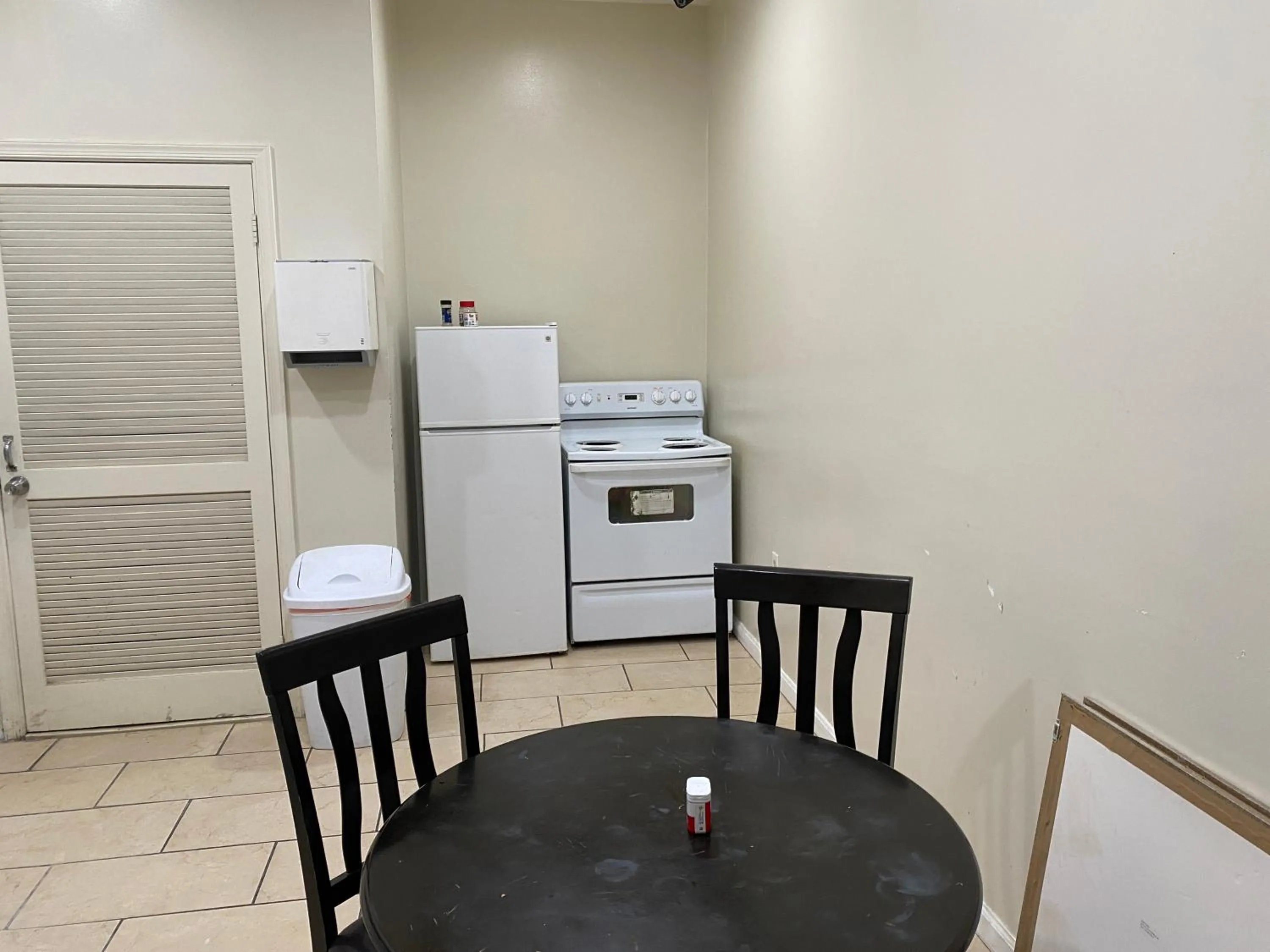 DC International Hostel 1