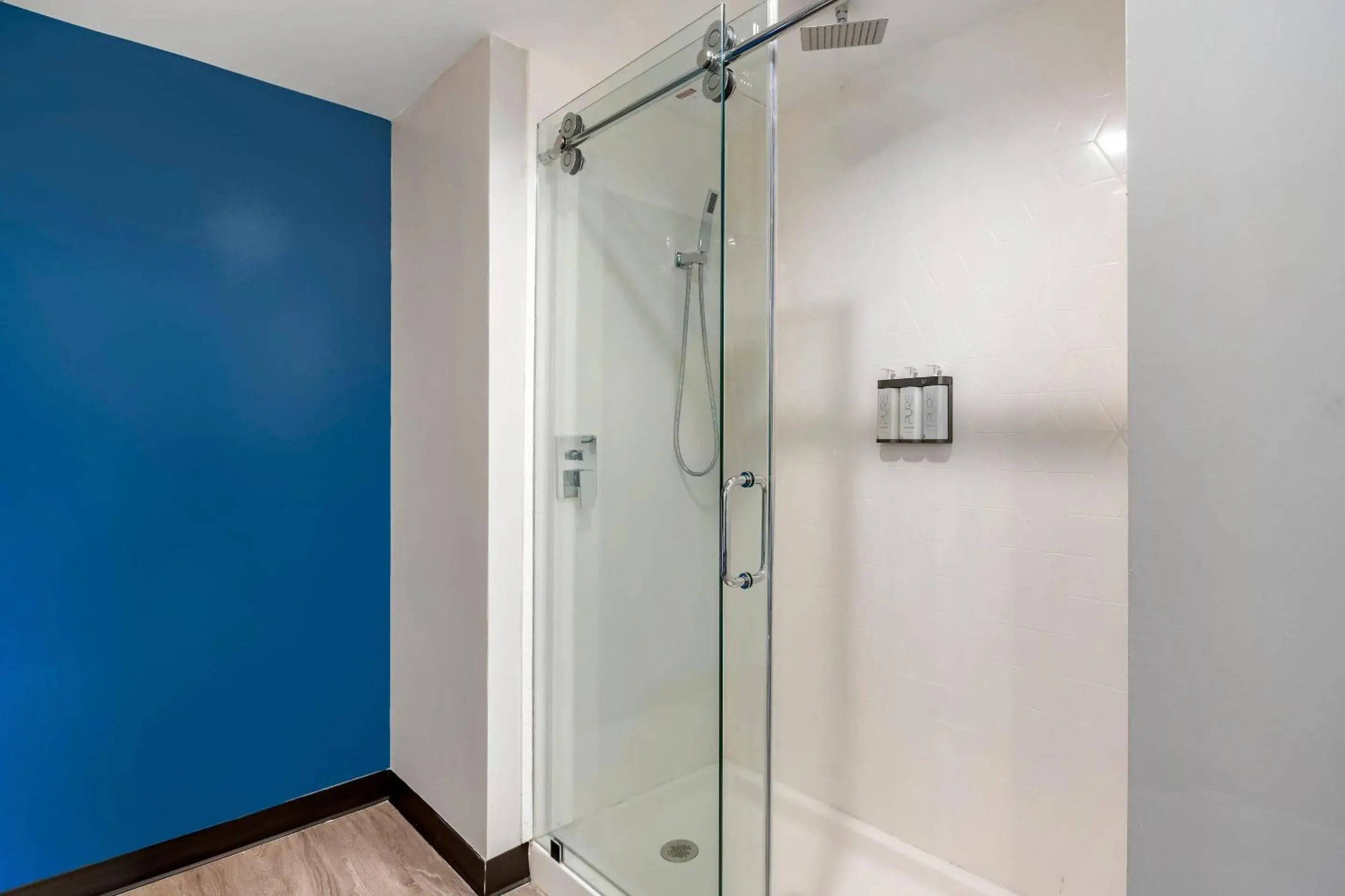 Bedroom in Cambria Hotel Orlando near Universal Theme Parks Bedroom in Cambria Hotel Orlando near Universal Theme Parks