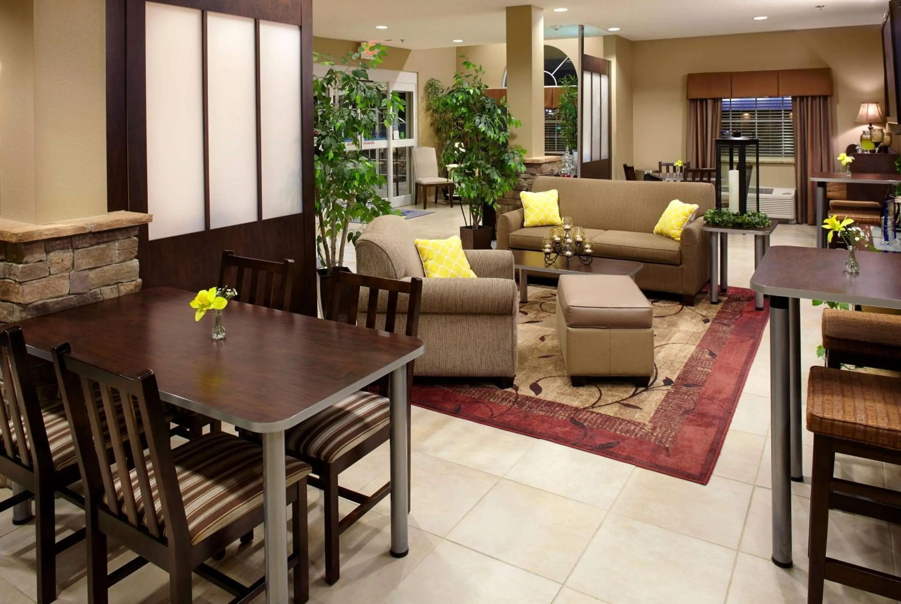 Lobby or reception in Microtel Inn & Suites by Wyndham St Clairsville - Wheeling