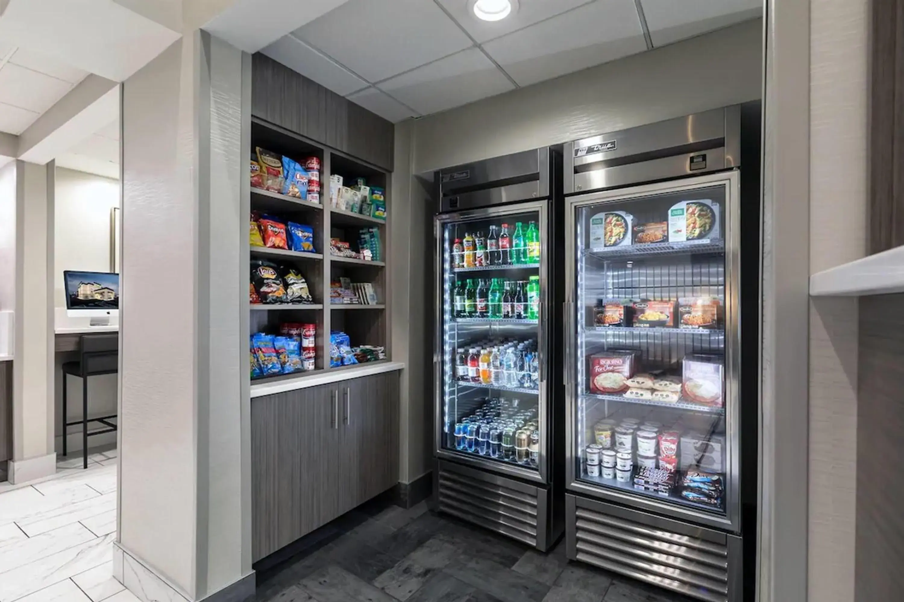 Food and drinks in Wingate Augusta Washington Road by Wyndham Food and drinks in Wingate Augusta Washington Road by Wyndham