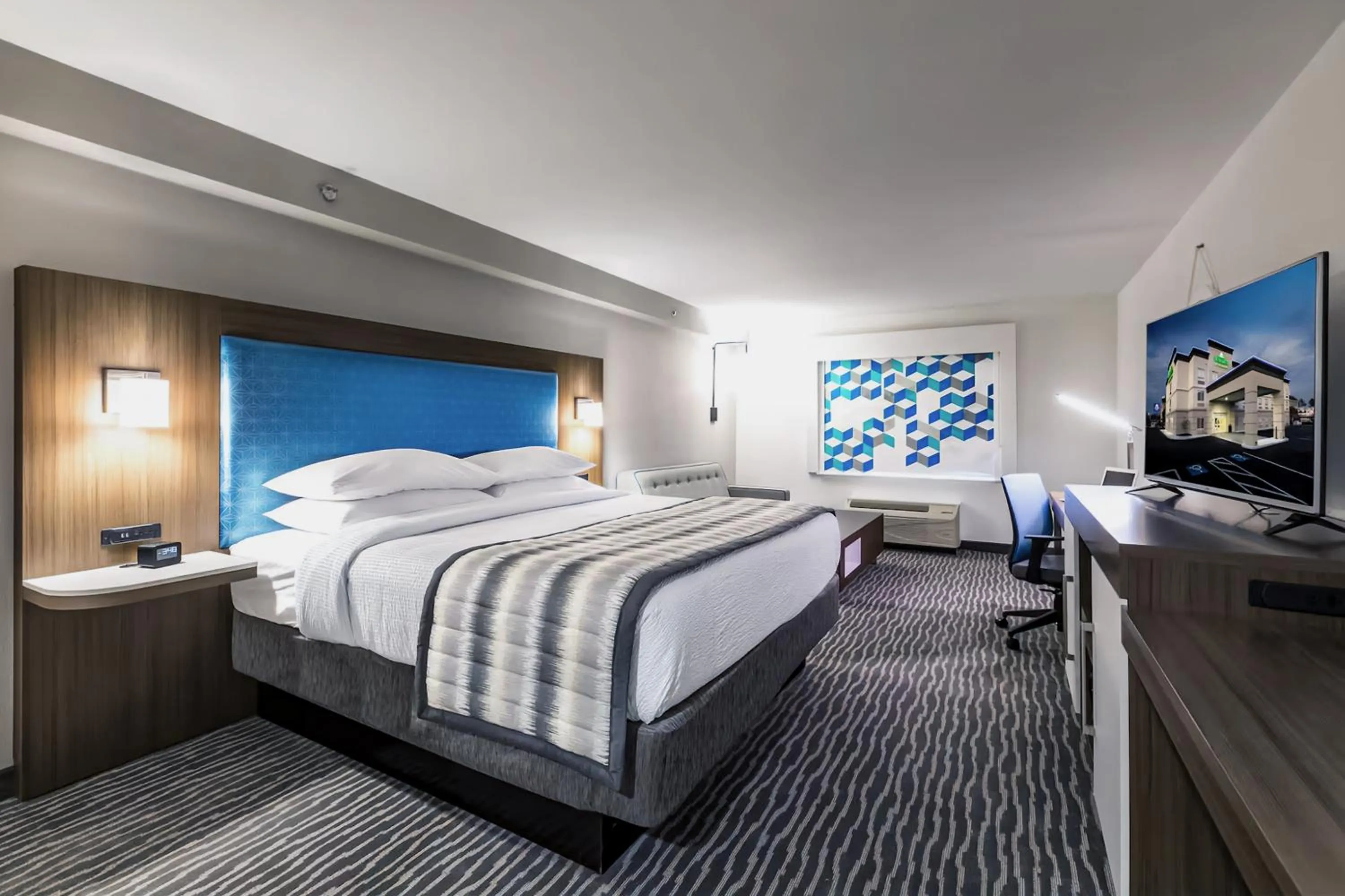 Bed in Wingate Augusta Washington Road by Wyndham