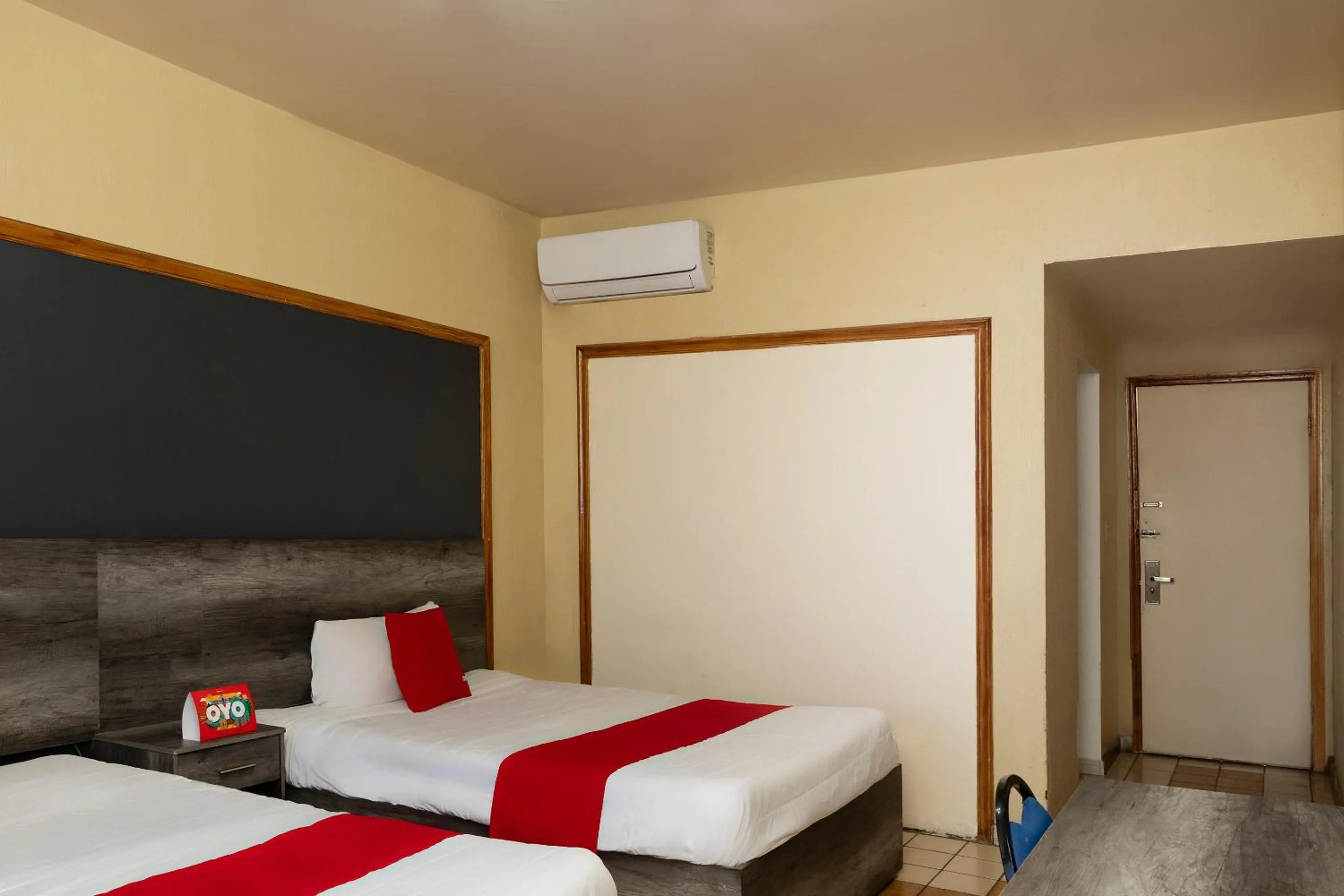 Bedroom, Bed in OYO Hotel Real Del Sur, Estadio Chihuahua