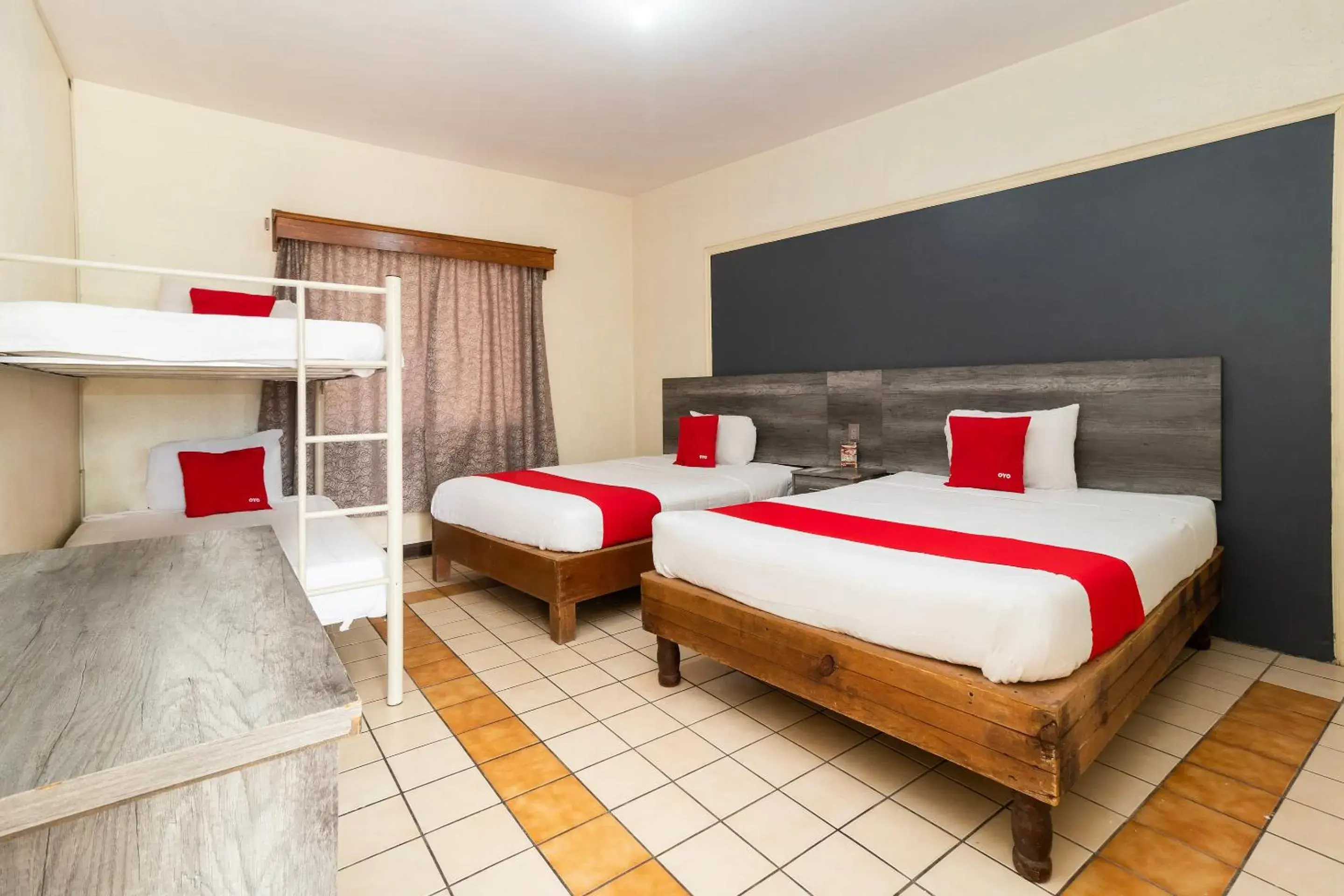 Family Room in OYO Hotel Real Del Sur, Estadio Chihuahua Family Room in OYO Hotel Real Del Sur, Estadio Chihuahua