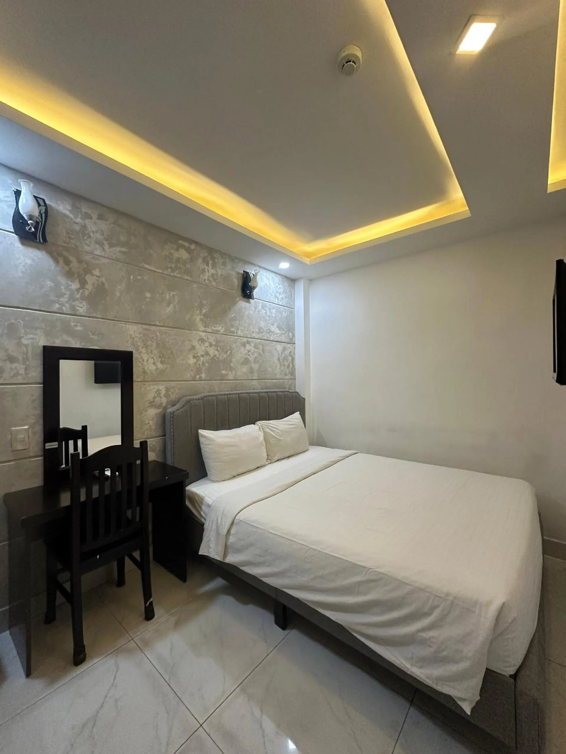 Photo of the whole room, Bed in Nicecy Daily - Bui Vien Walking Street