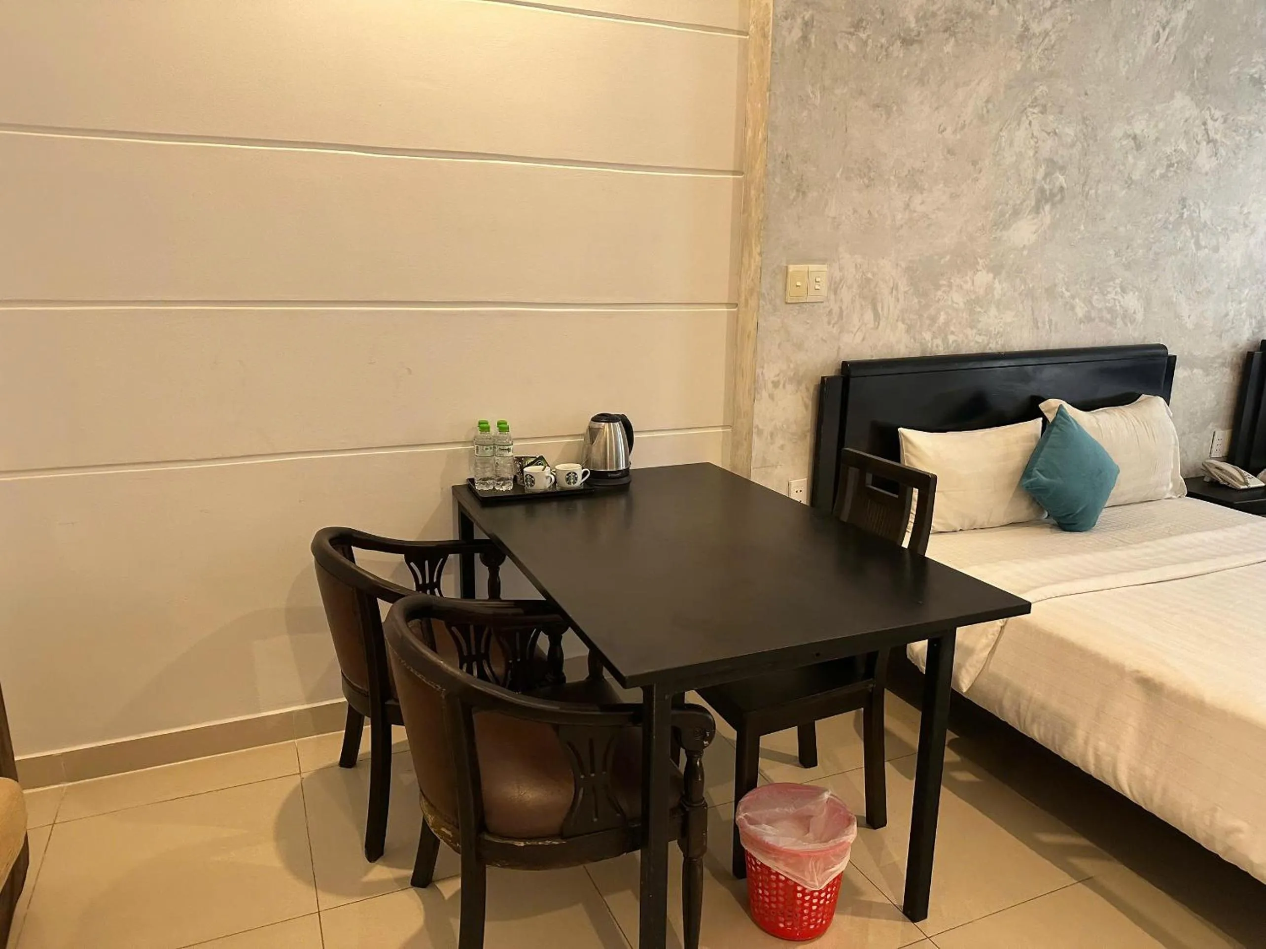 Seating area, Bed in Nicecy Daily - Bui Vien Walking Street