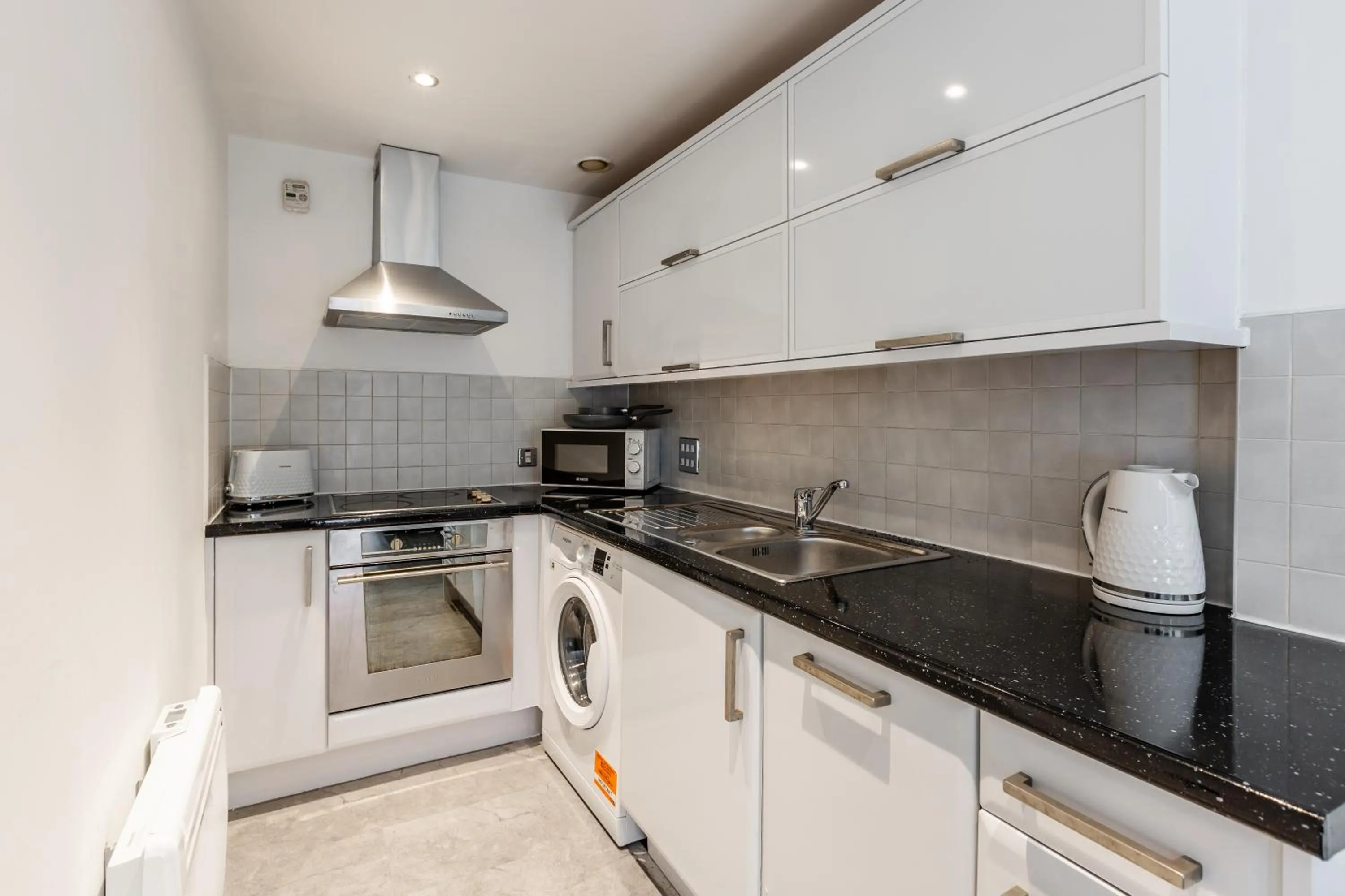 Kitchen or kitchenette in RST Cumberland Street