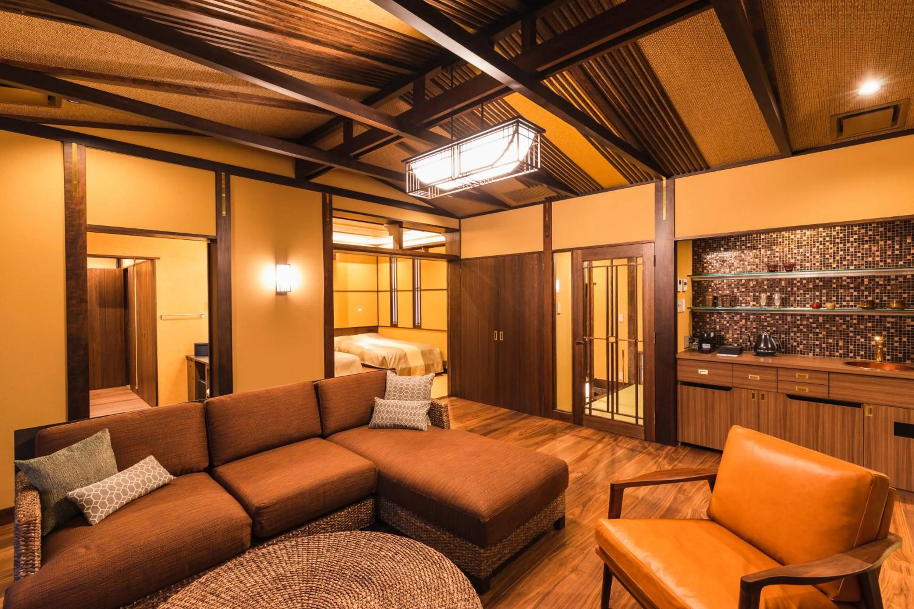 Living room in Tsuta Onsen Ryokan