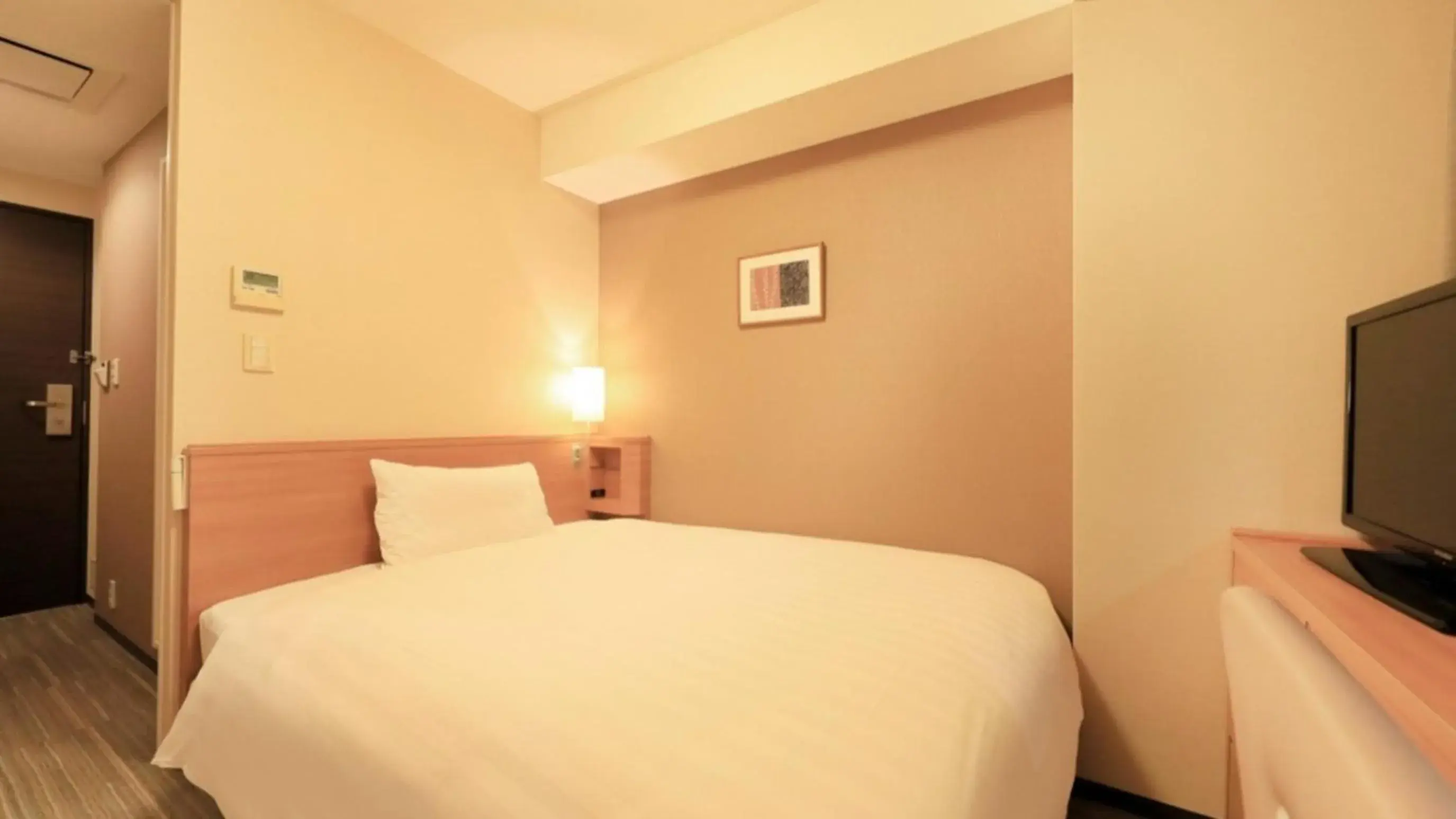 Photo of the whole room, Bed in Via Inn Shinagawa Oimachi Photo of the whole room, Bed in Via Inn Shinagawa Oimachi