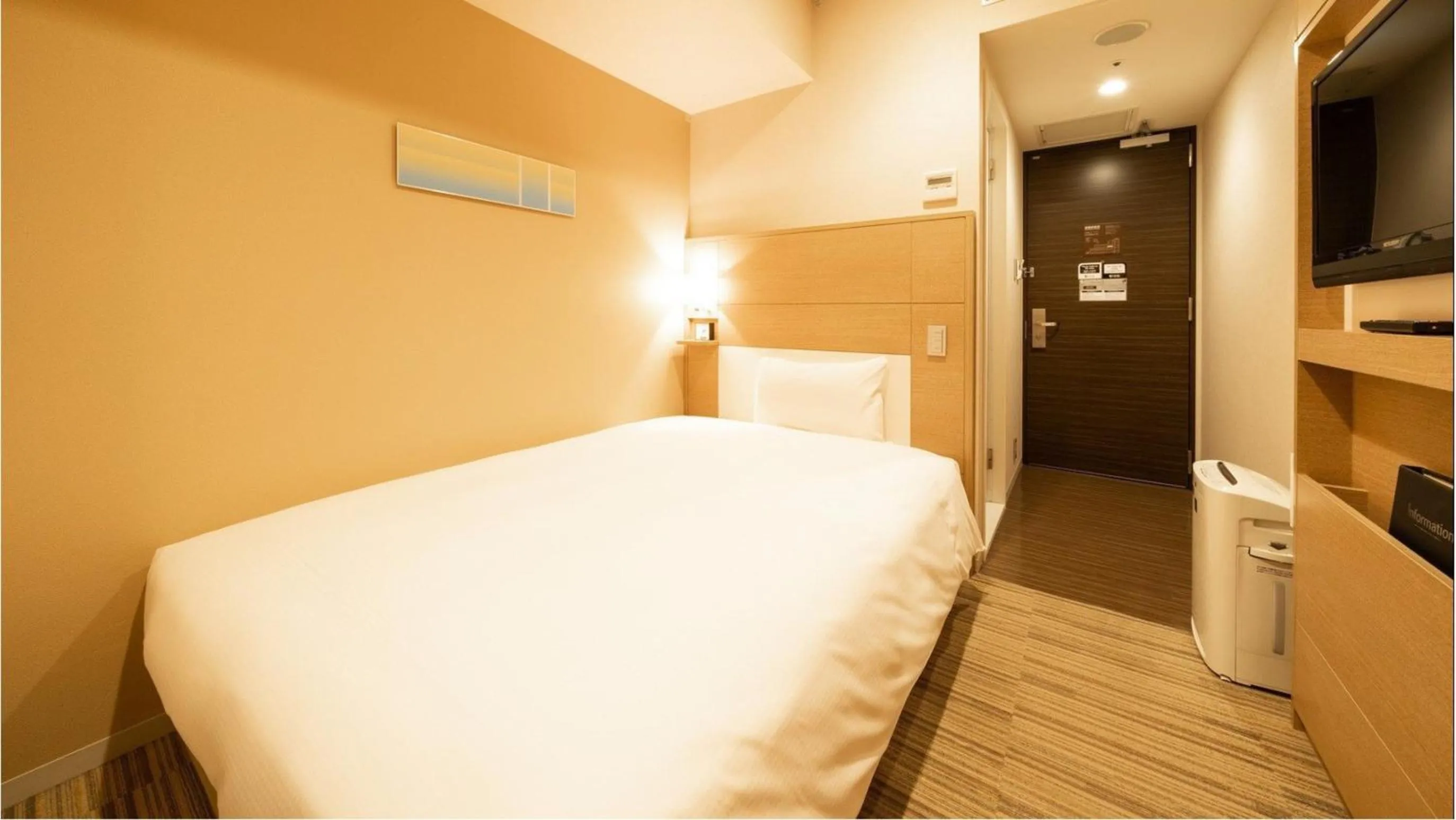 Bedroom, Bed in Via Inn Higashiginza