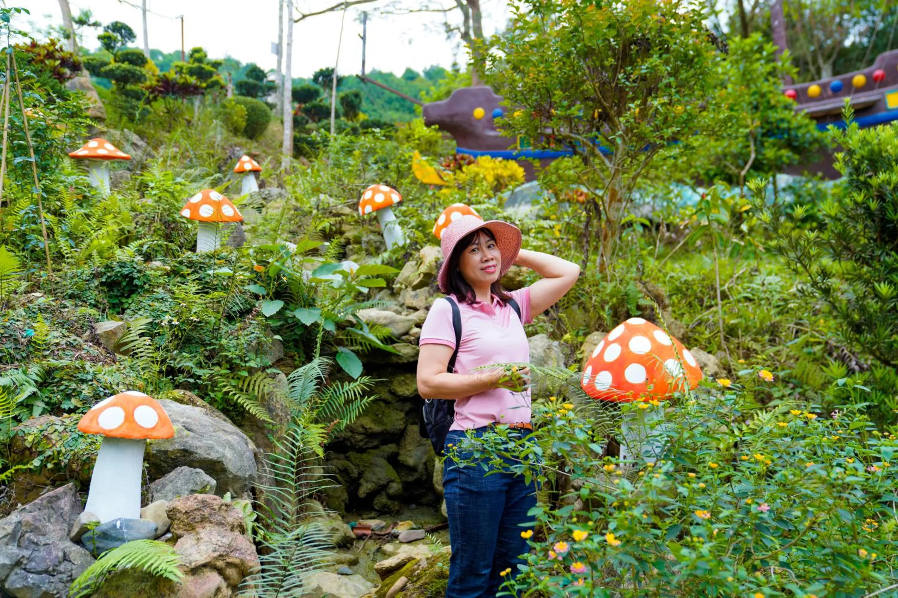 Property building in MEDDOM Park