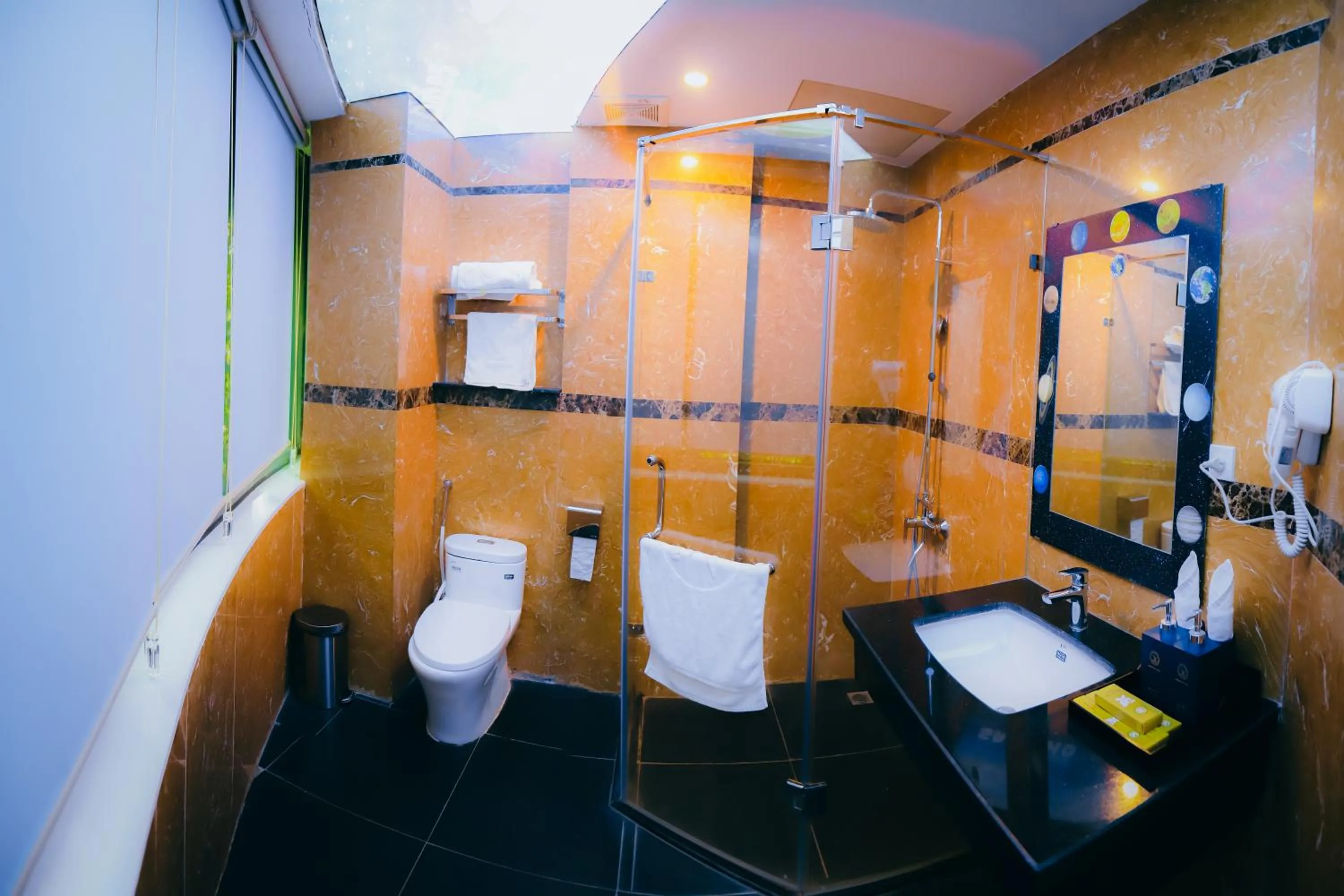 Shower in MEDDOM Park