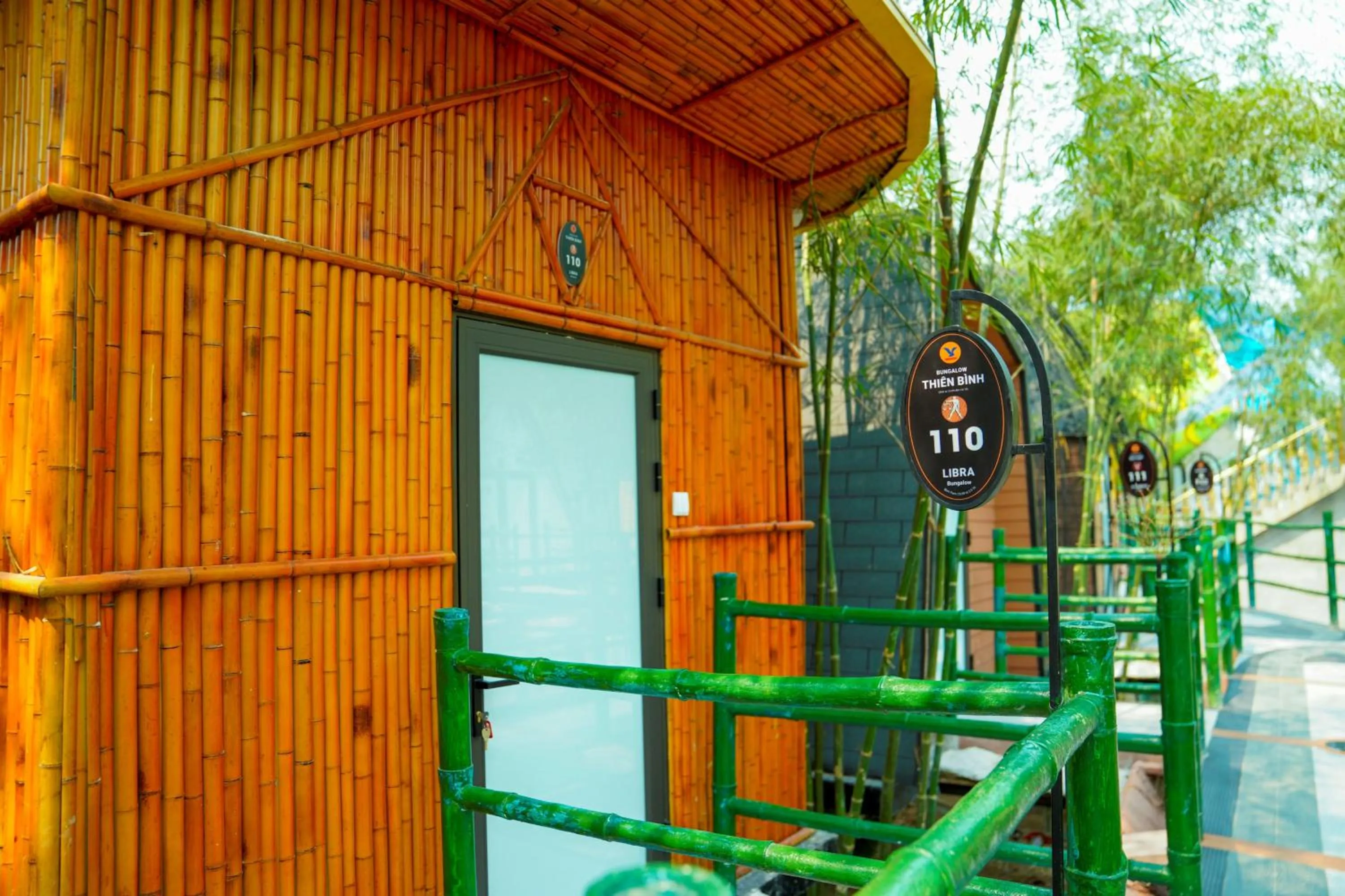 Property building in MEDDOM Park