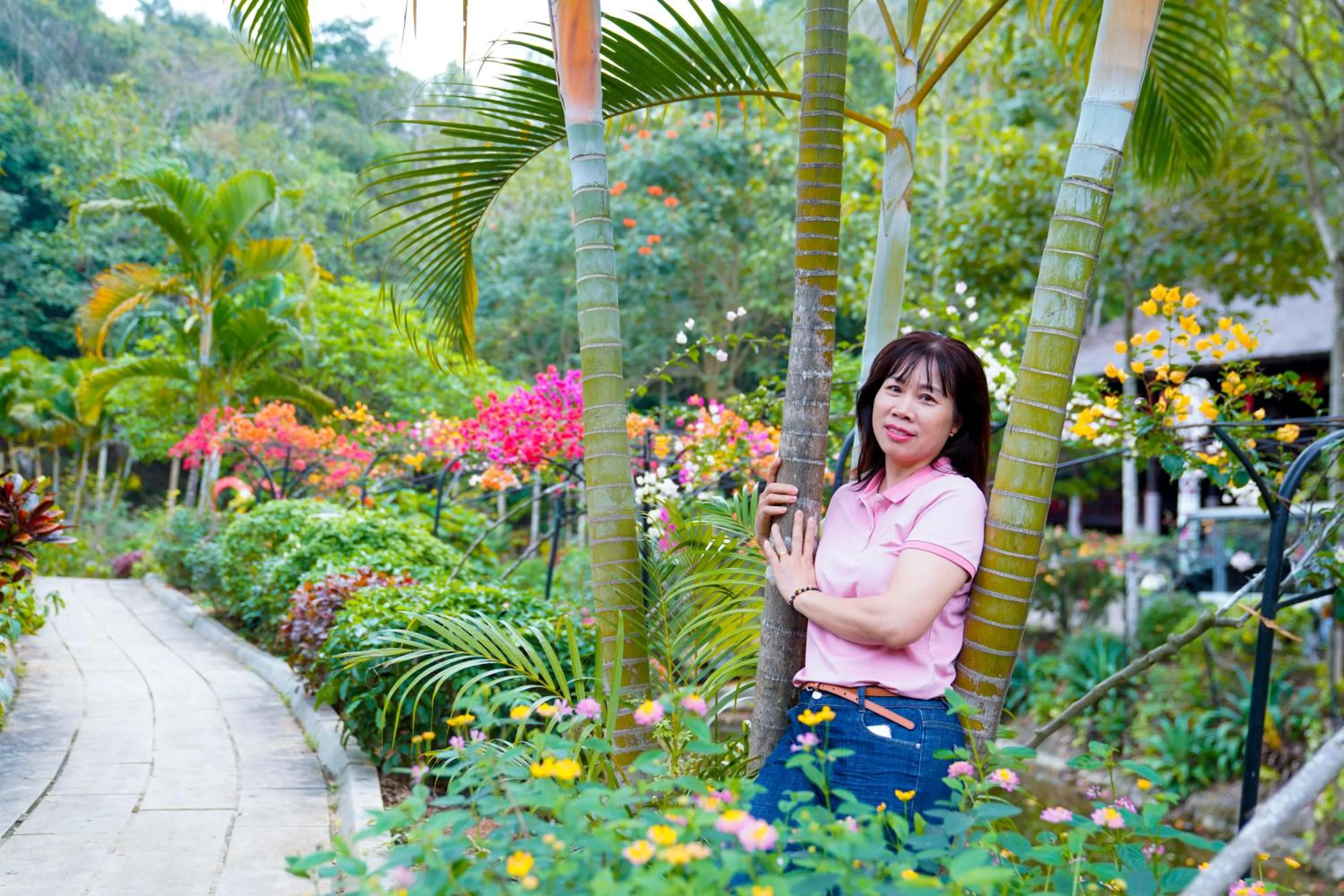 Property building in MEDDOM Park