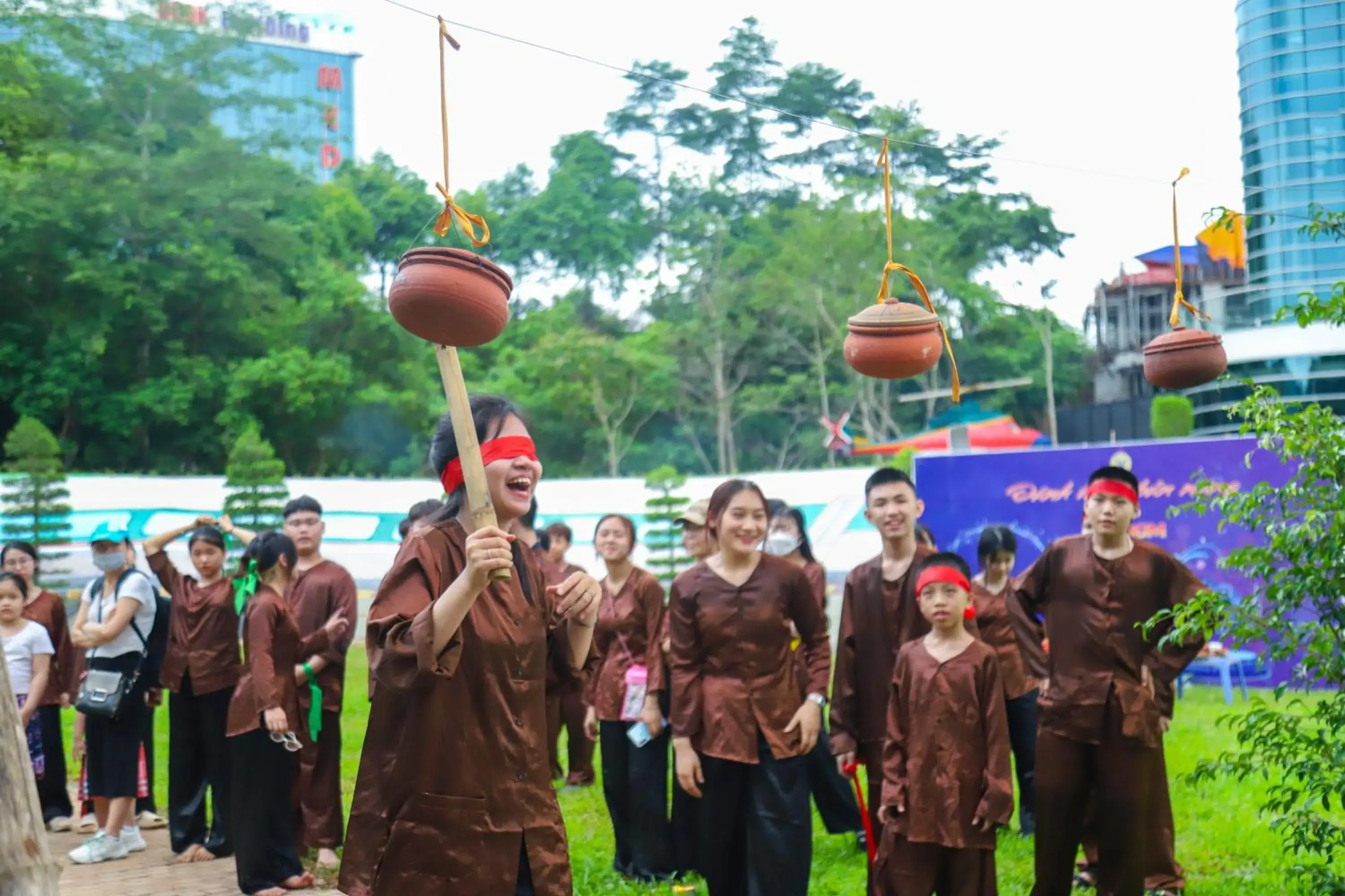 Property building in MEDDOM Park Property building in MEDDOM Park