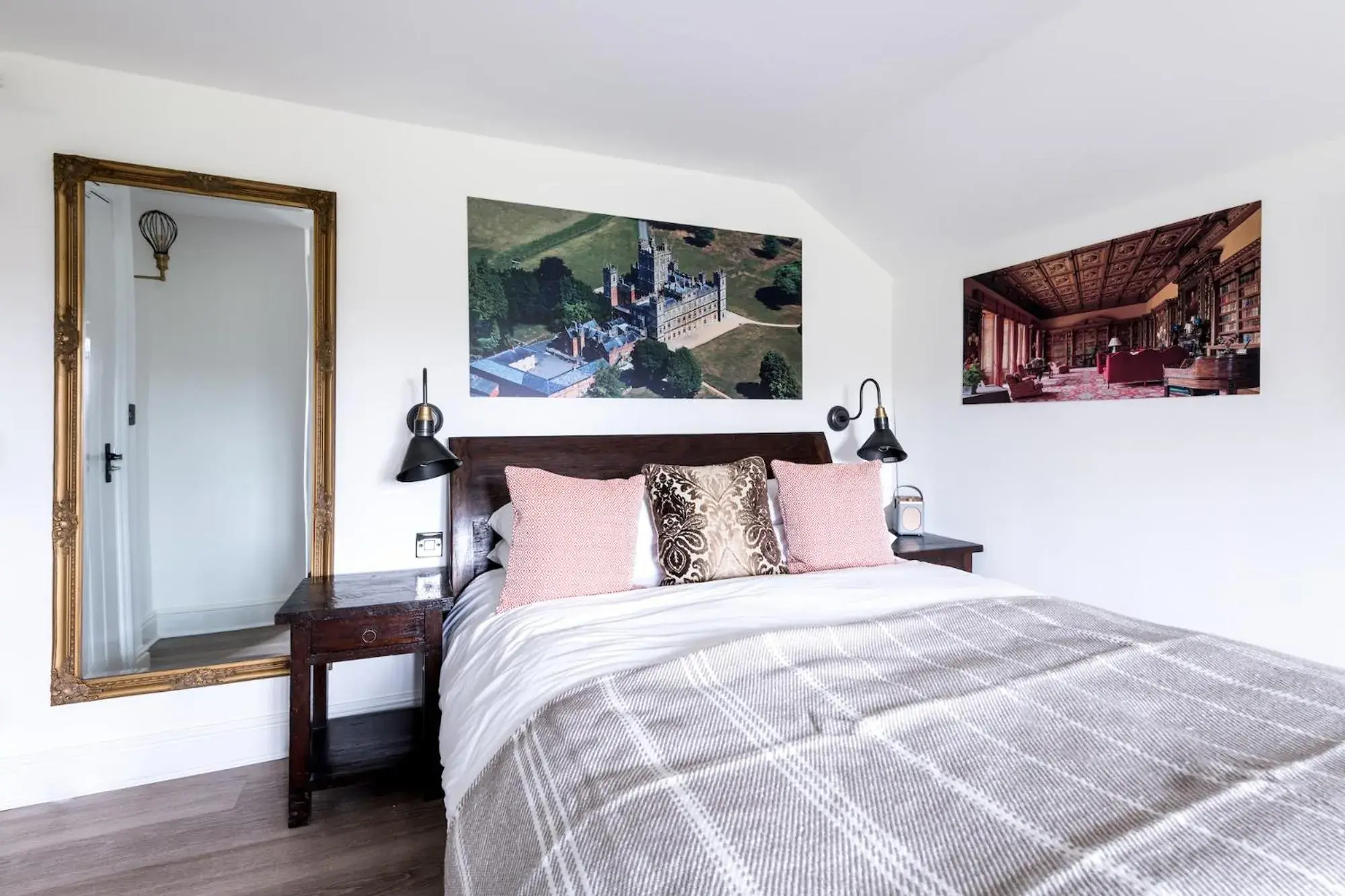 Double Room in The Queen's Arms Double Room in The Queen's Arms