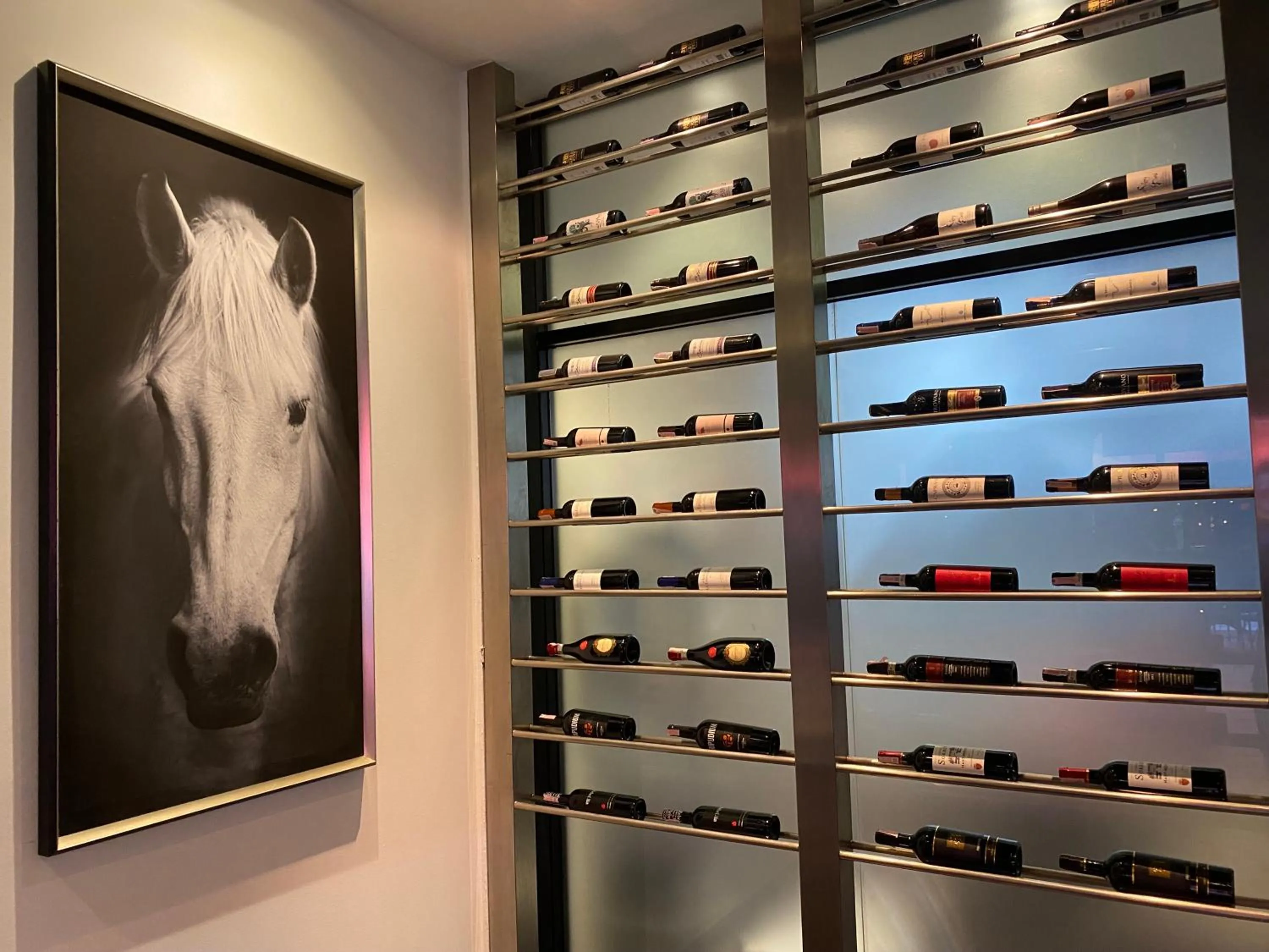 Restaurant/places to eat in Poseidon Boutique Hotel