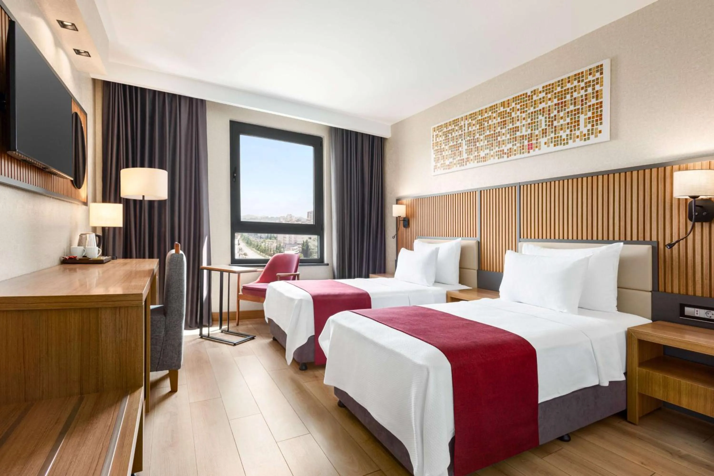 Photo of the whole room, Bed in Ramada Plaza by Wyndham Ordu