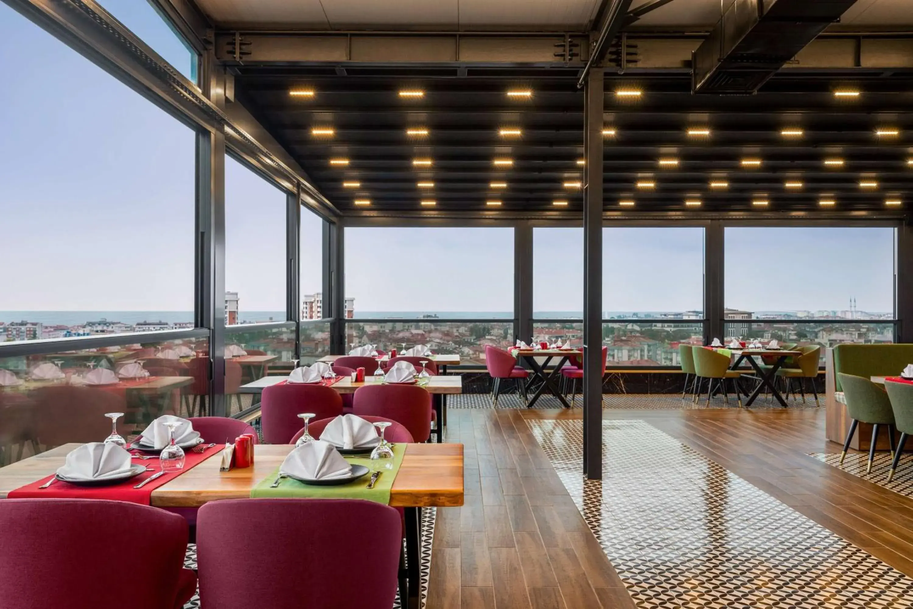 Restaurant/places to eat in Ramada Plaza by Wyndham Ordu Restaurant/places to eat in Ramada Plaza by Wyndham Ordu