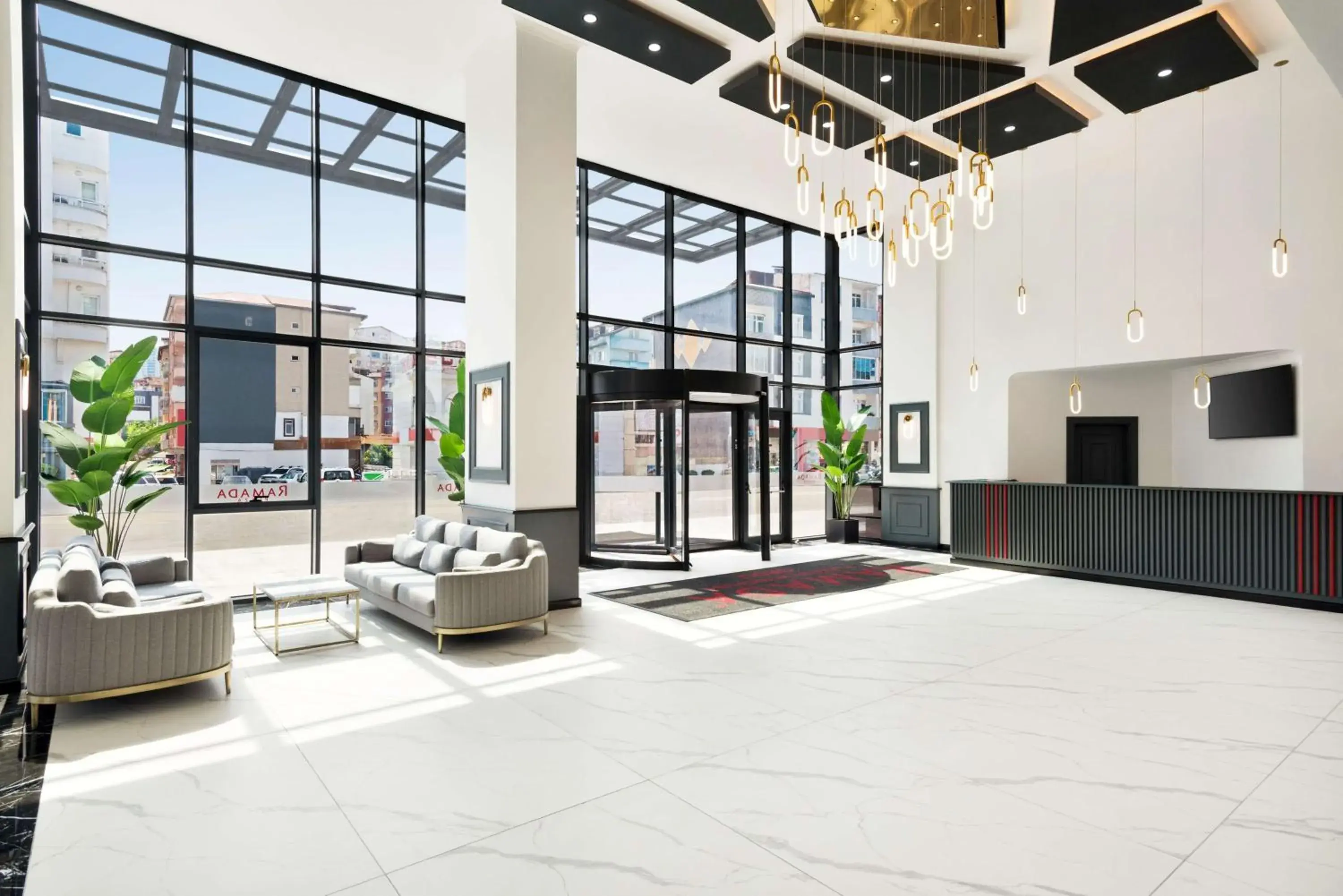 Lobby or reception in Ramada Plaza by Wyndham Ordu Lobby or reception in Ramada Plaza by Wyndham Ordu