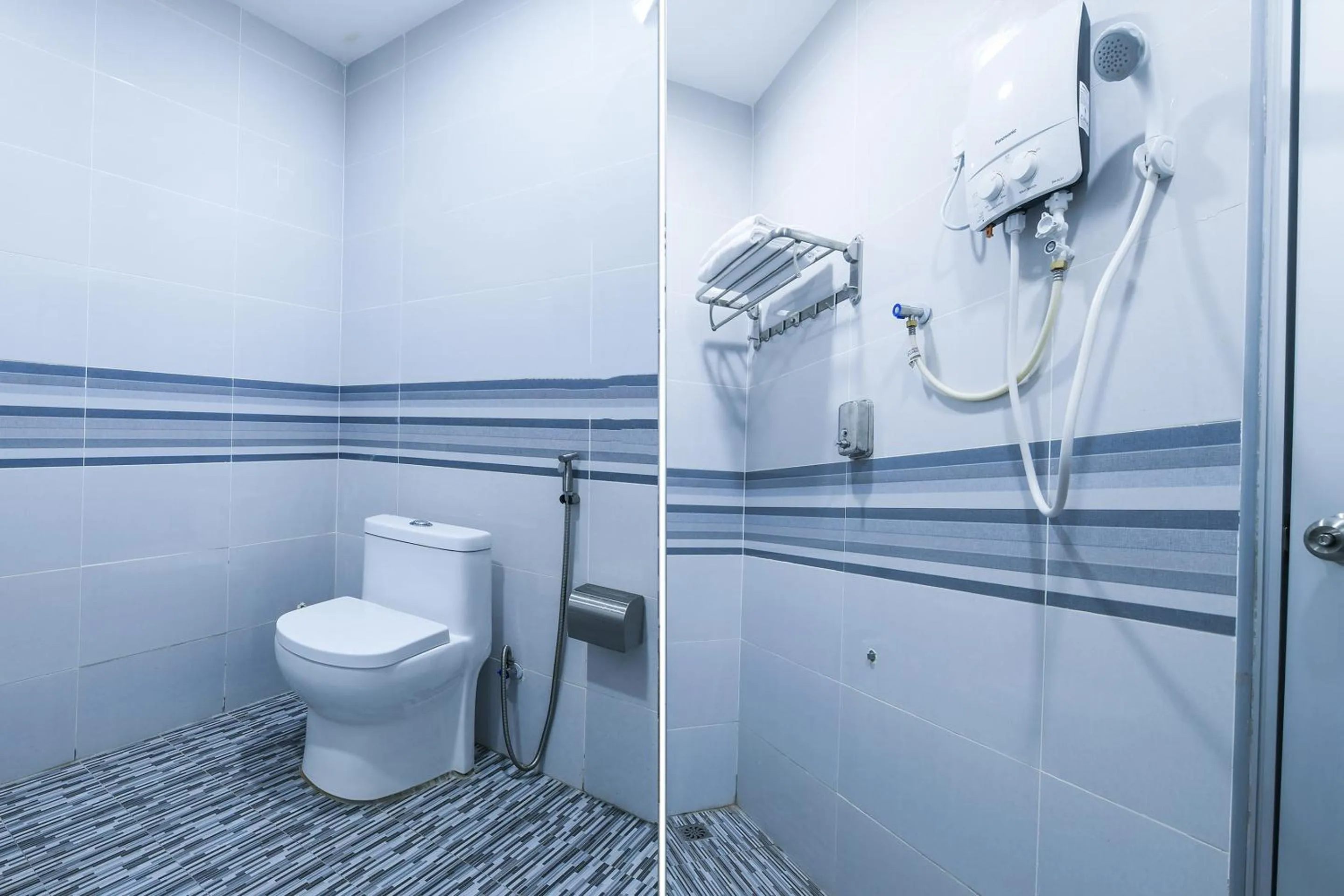 Toilet in SP Star Hotel