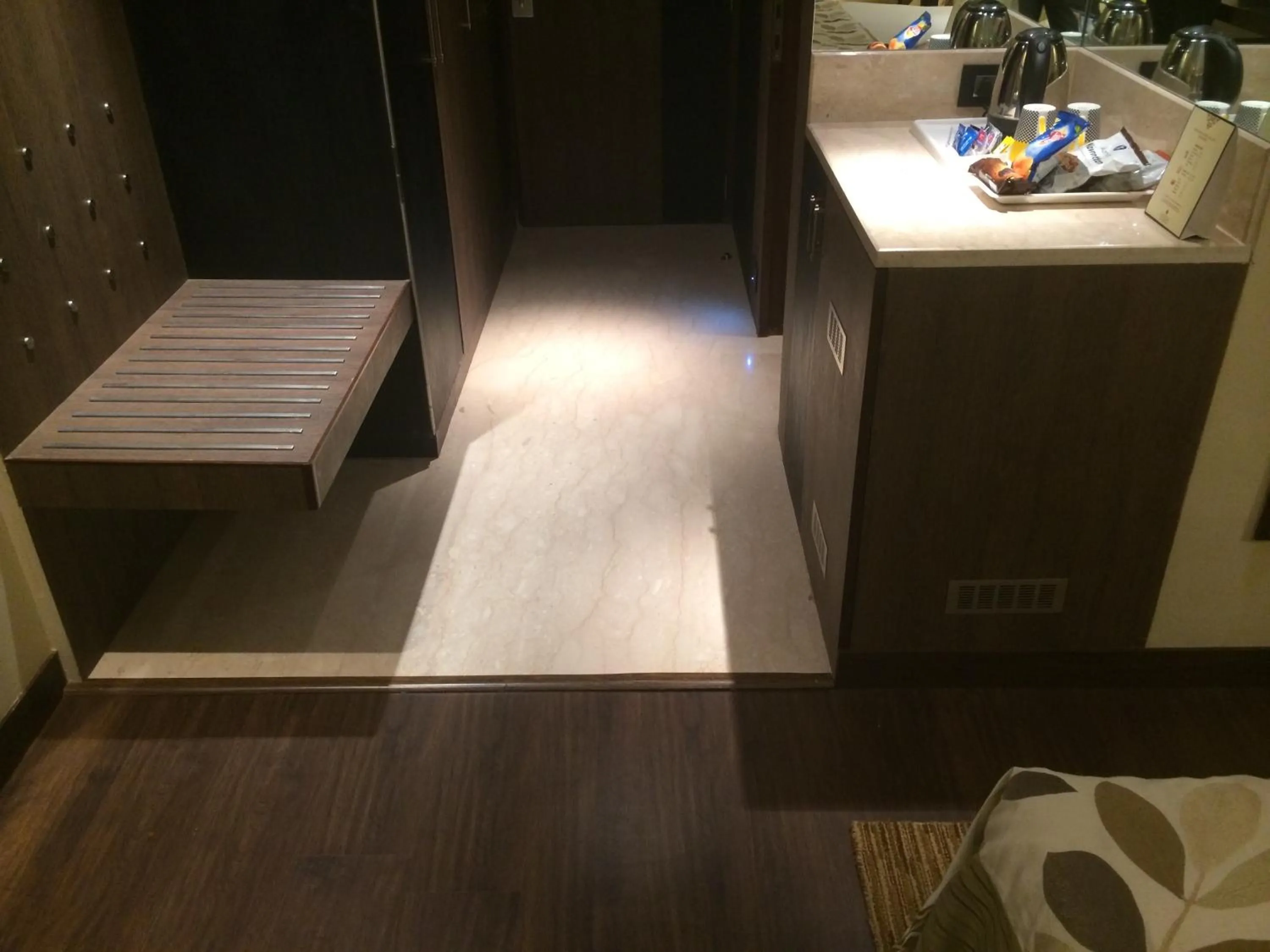 Coffee/tea facilities in Hotel Vrisa