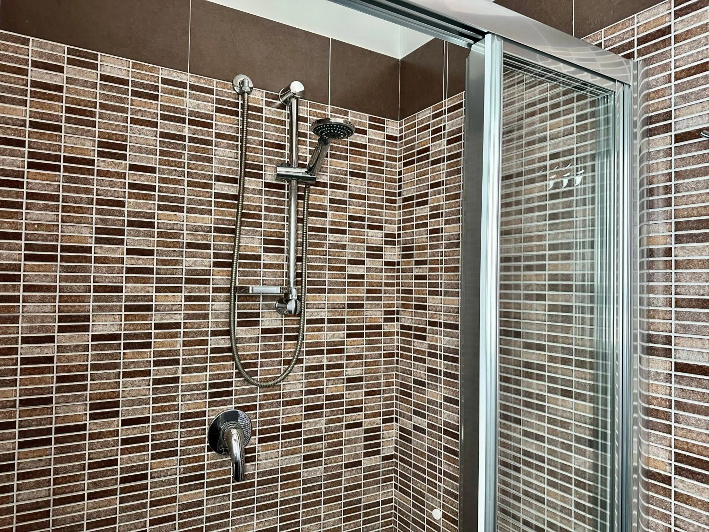 Shower in Hotel Soleado