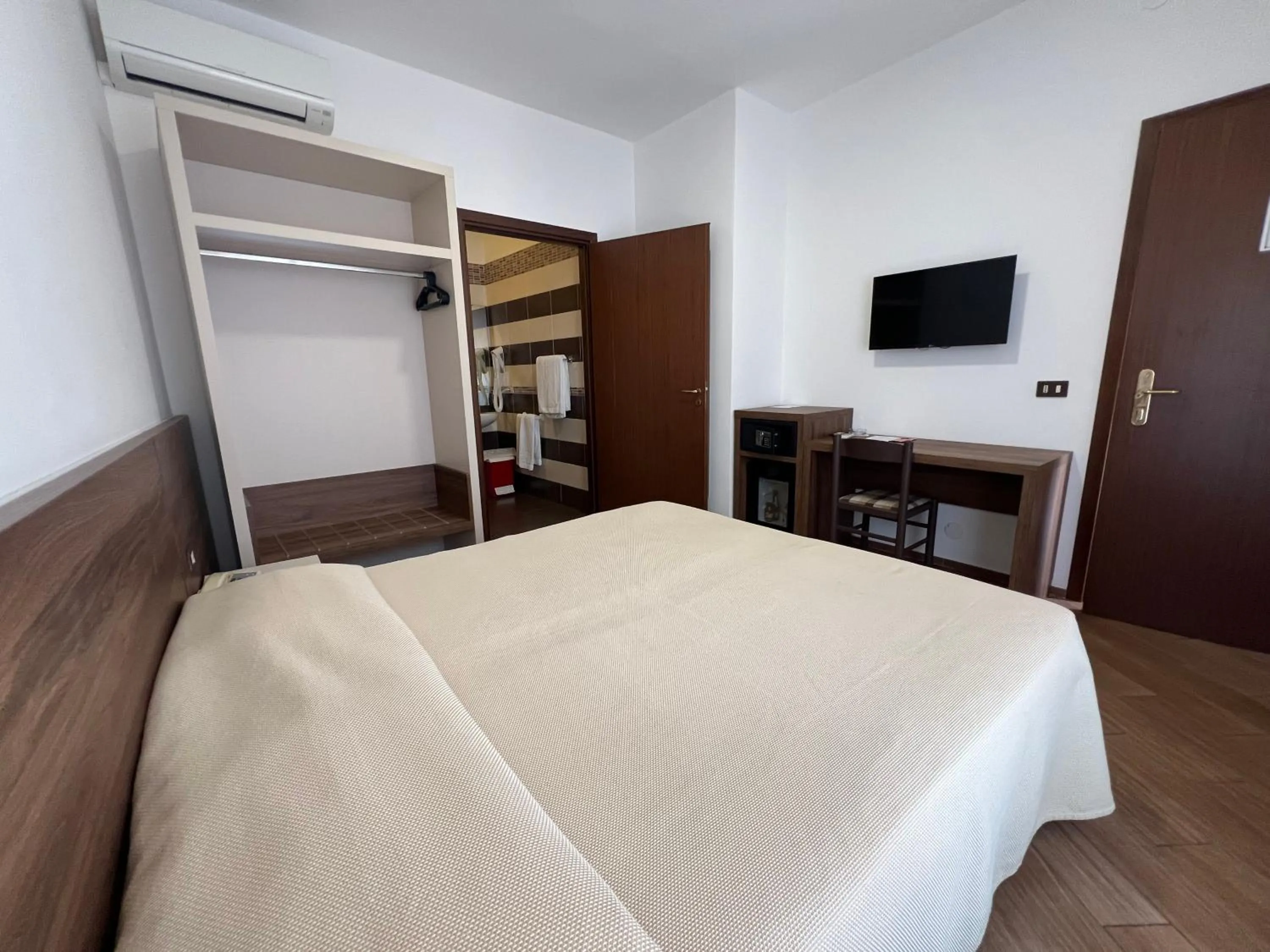 Bed in Hotel Soleado