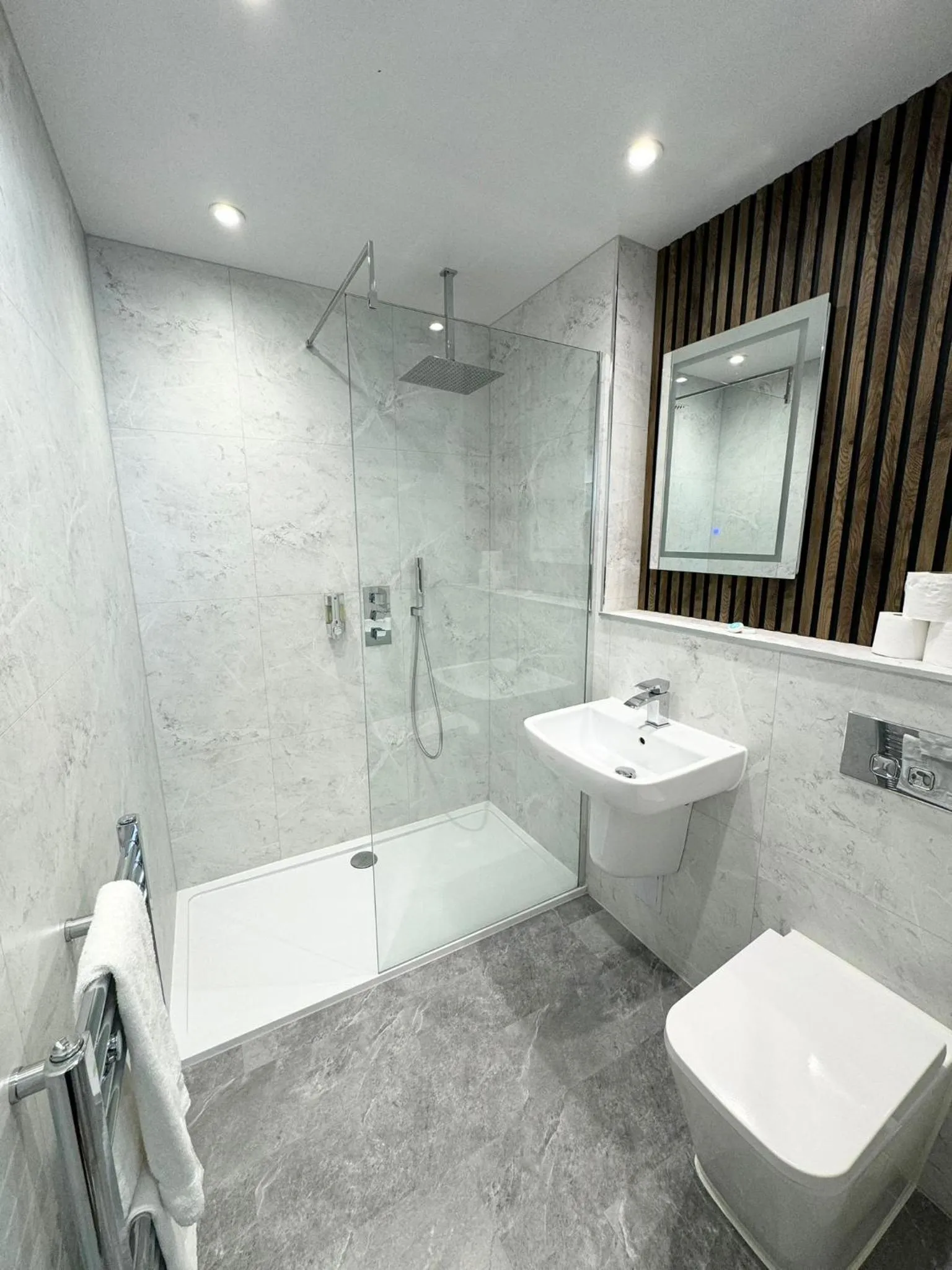 Shower in Sandyford Lodge