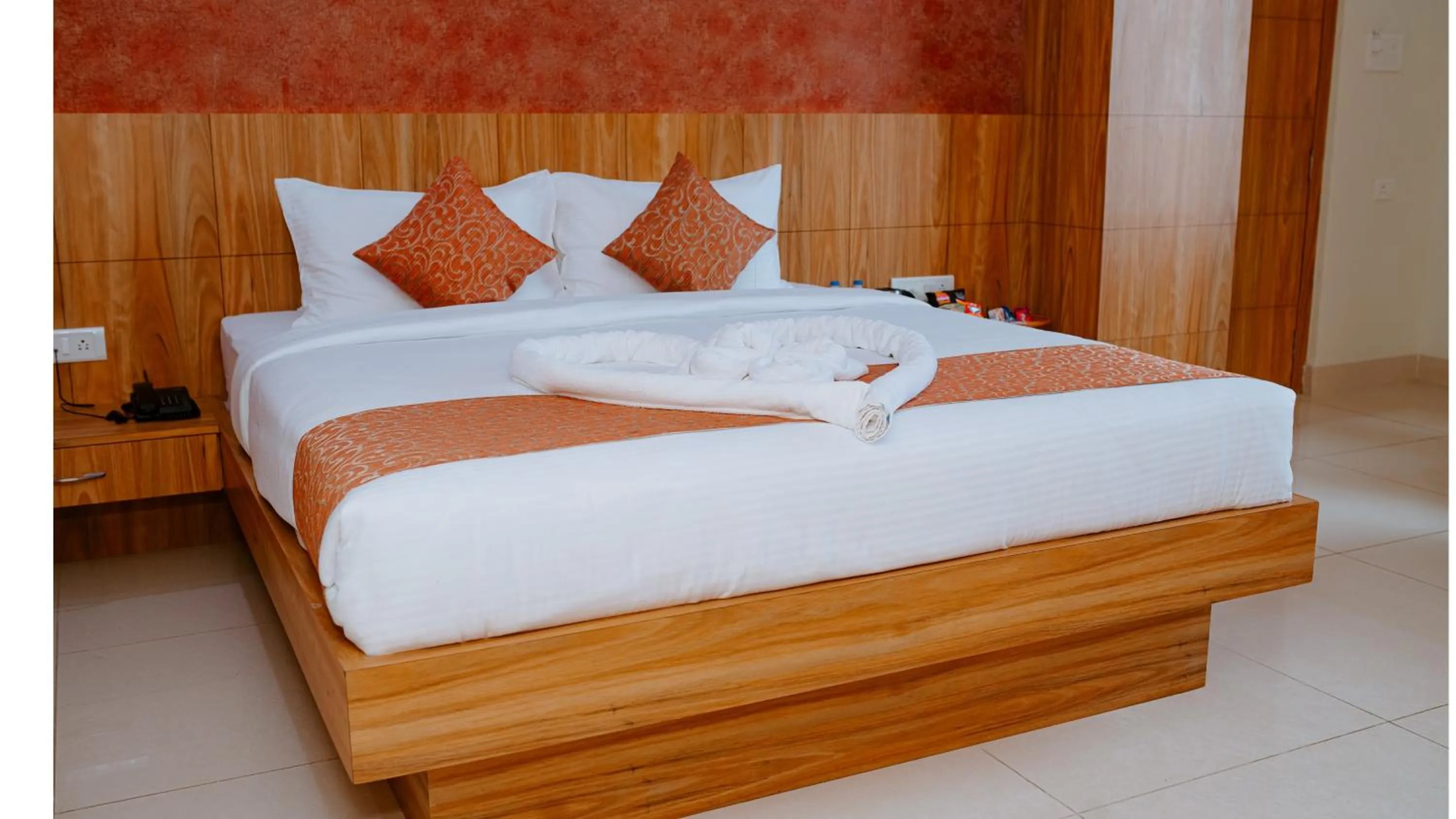 Bedroom, Bed in Hotel Teesta Stay, Rampurhat