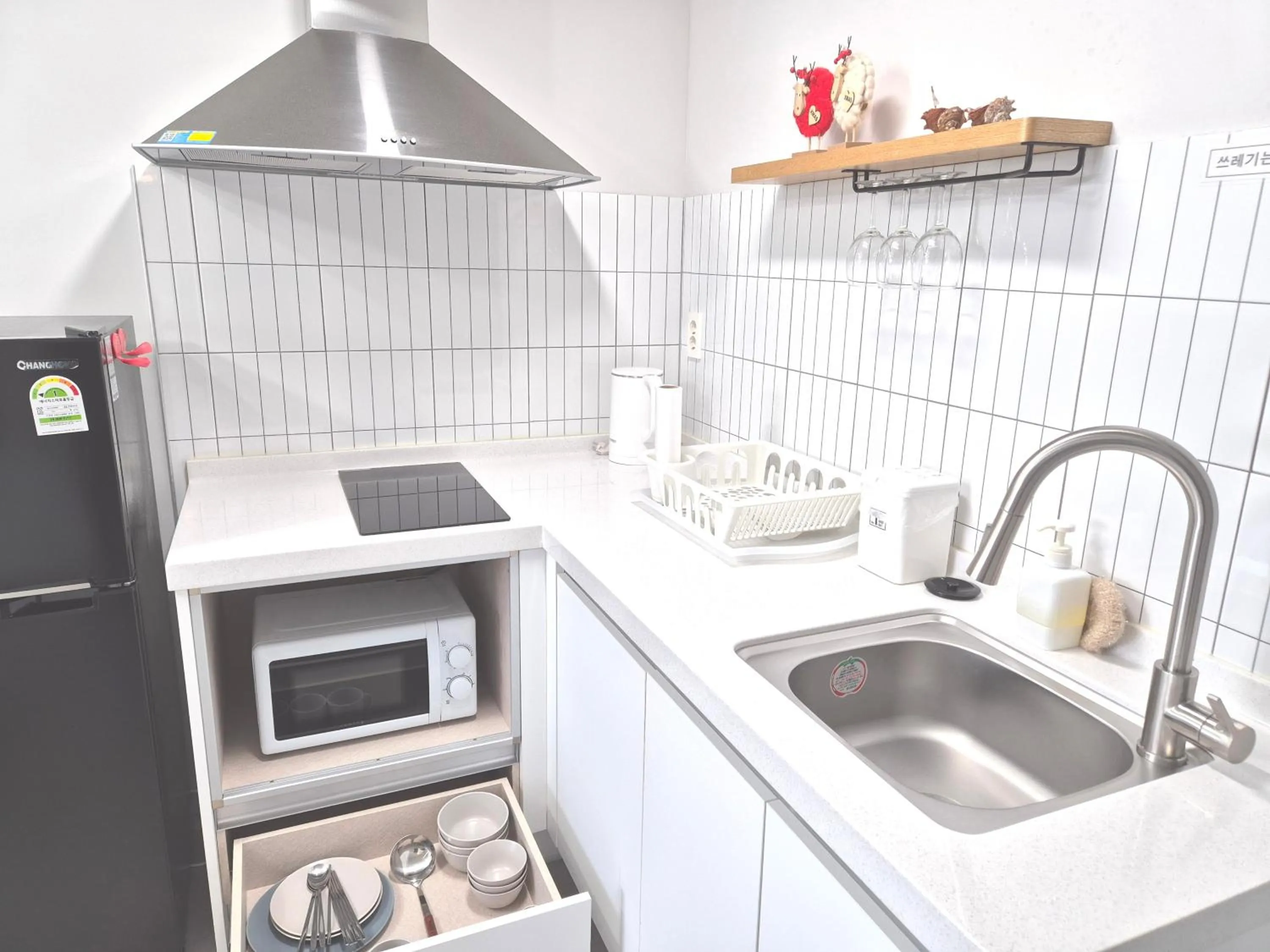 Kitchen or kitchenette in Liverpool & Spa