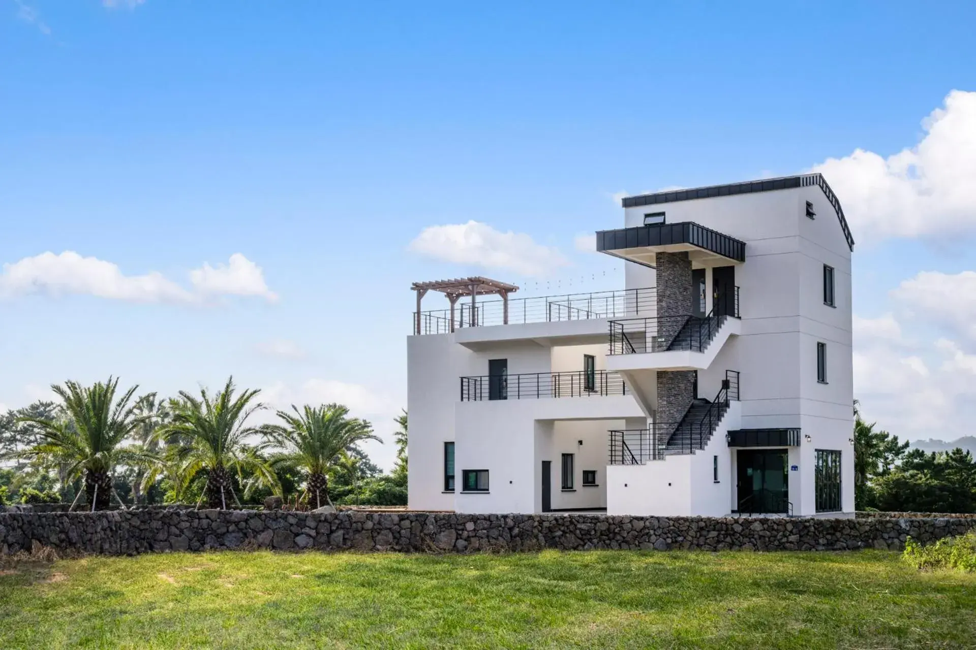 Property building in Liverpool & Spa Property building in Liverpool & Spa