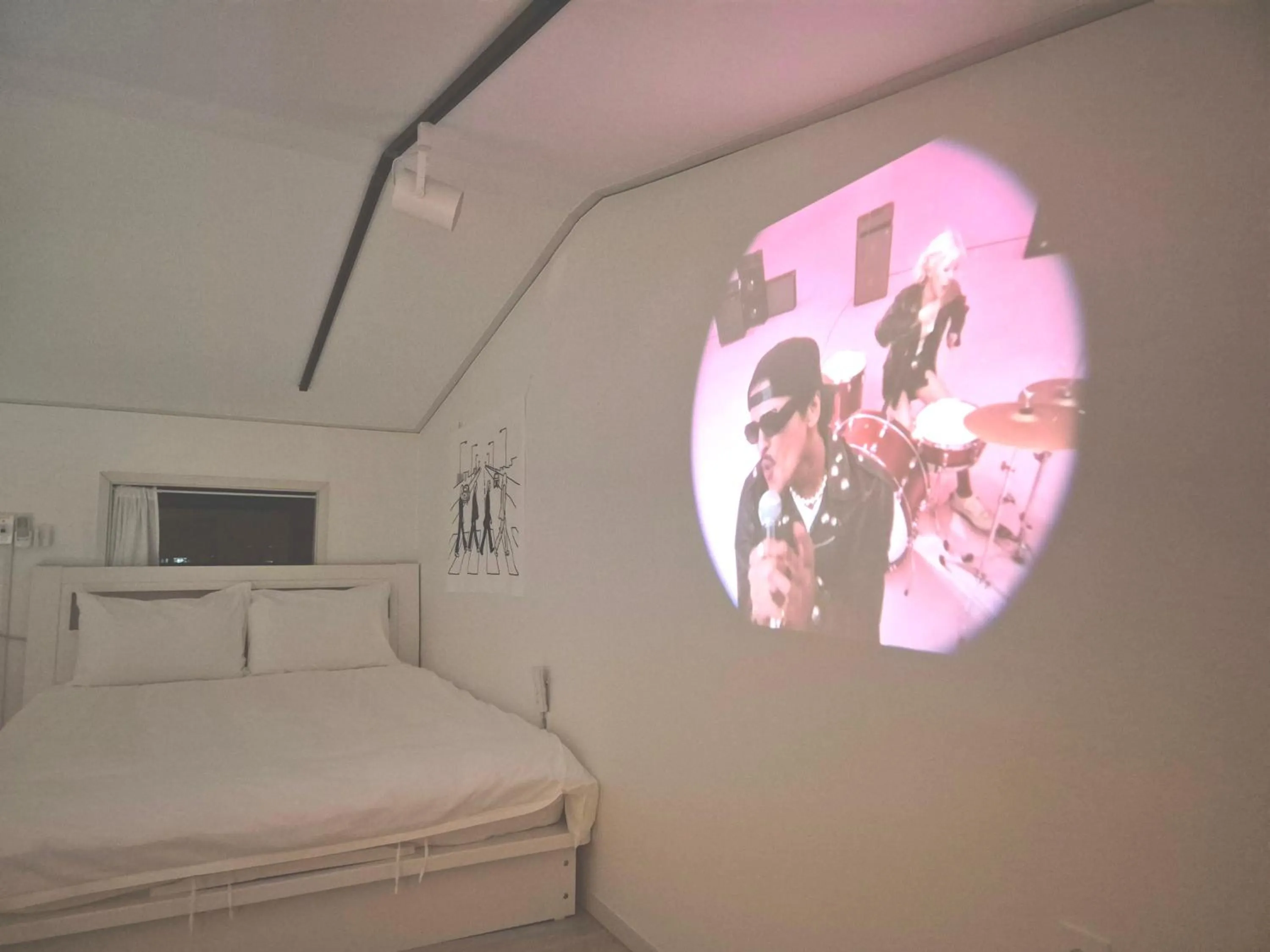 TV and multimedia, Bed in Liverpool & Spa