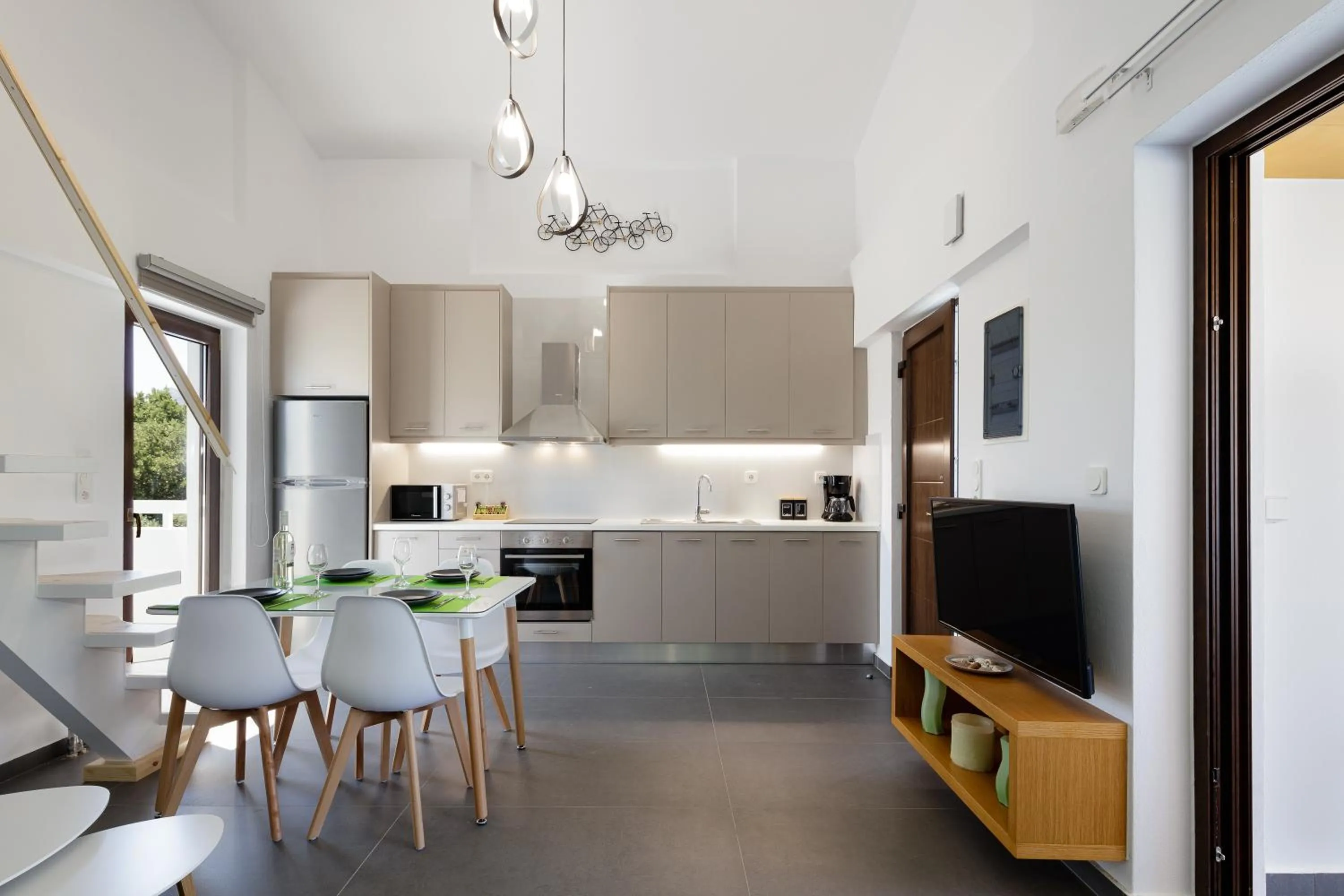 TV and multimedia in Coconut Palm Paradise