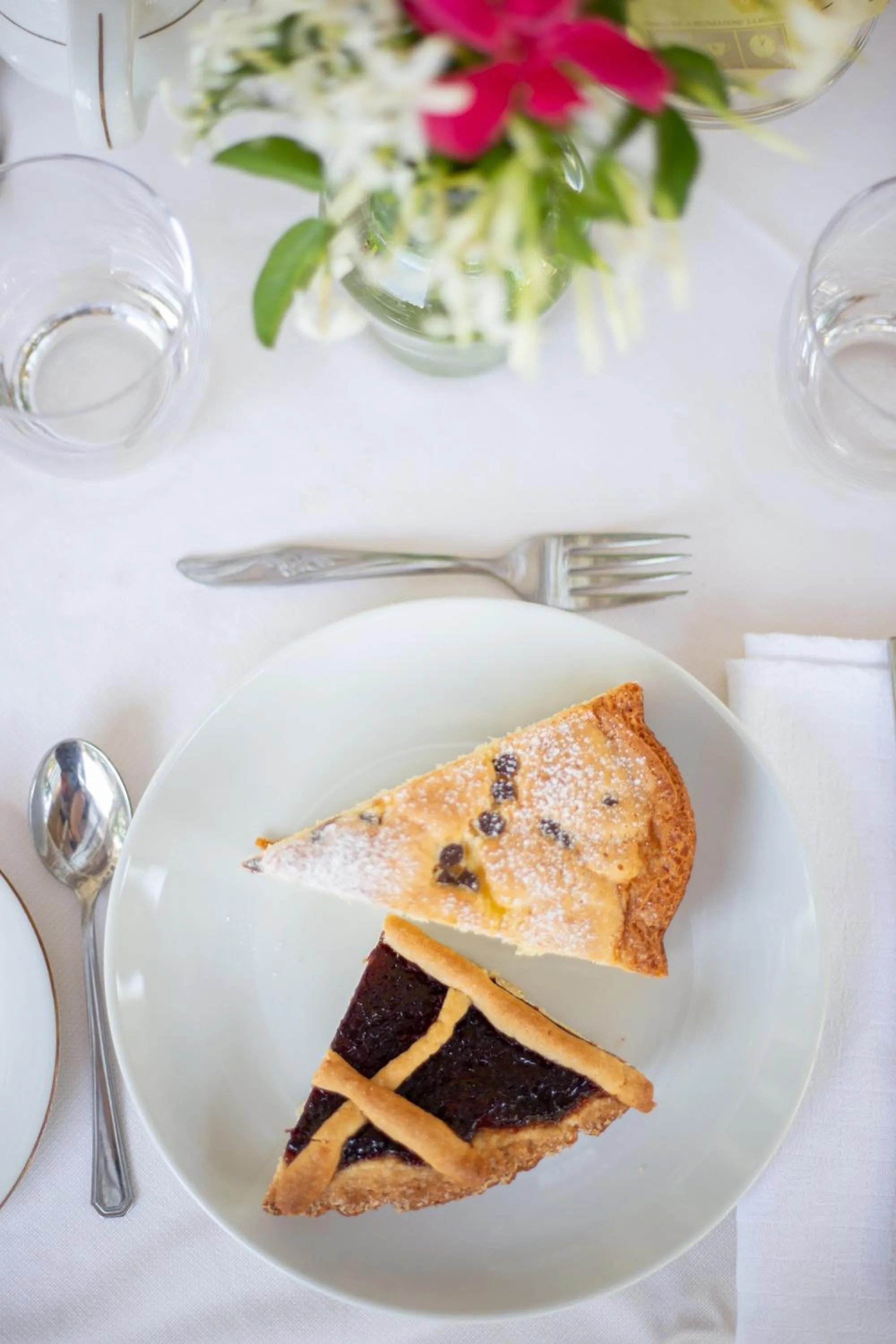 Buffet breakfast in Masseria Messapia Wine Resort & Spa Salento