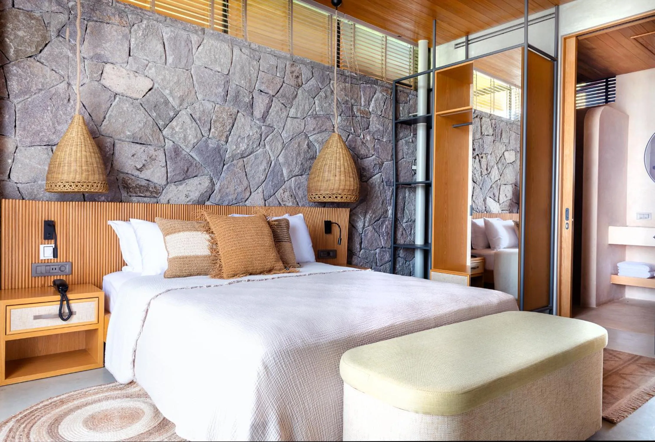 Bed in Birdcage 33 Hotel - Adult Only