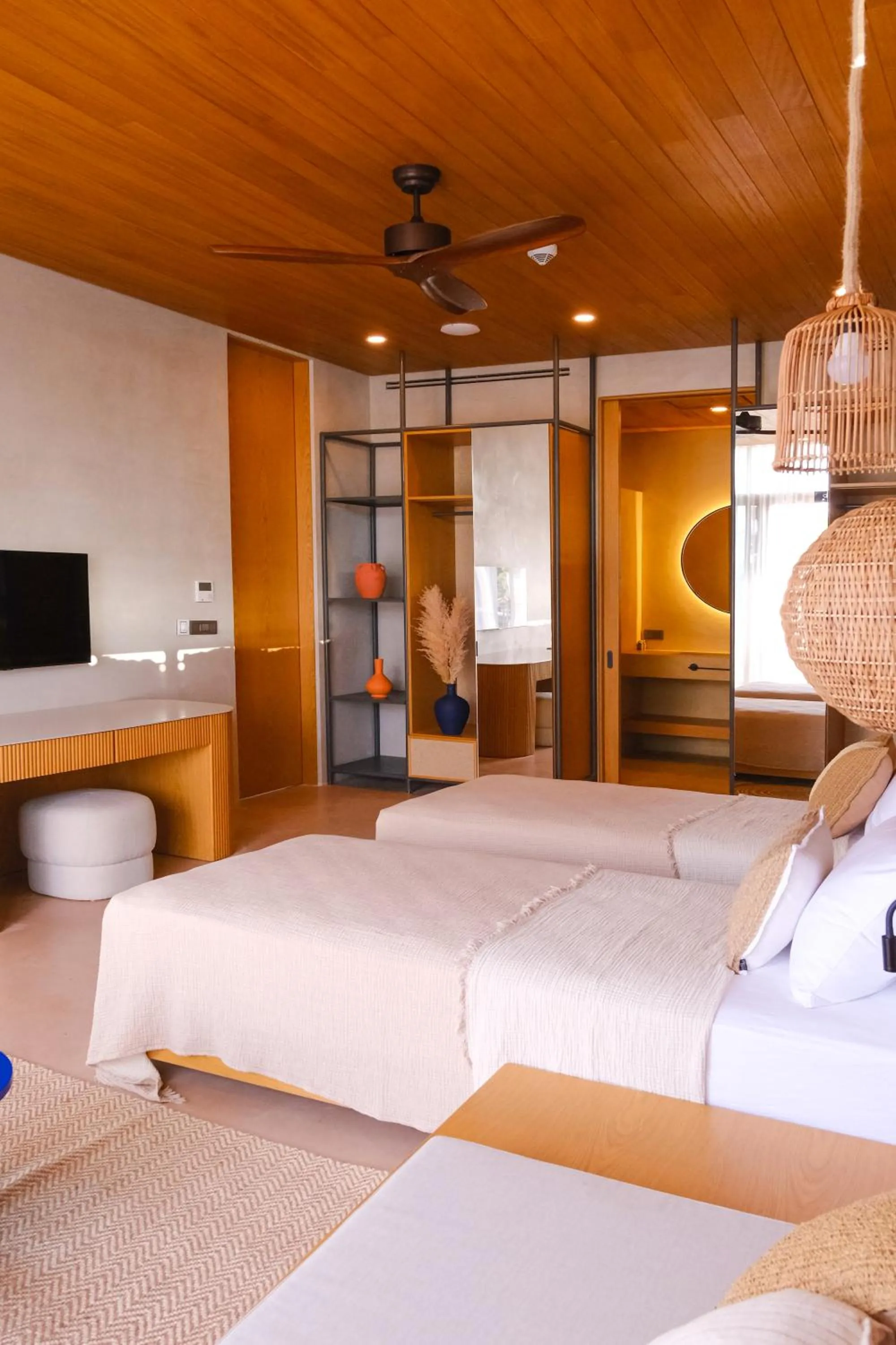 Bed in Birdcage 33 Hotel - Adult Only