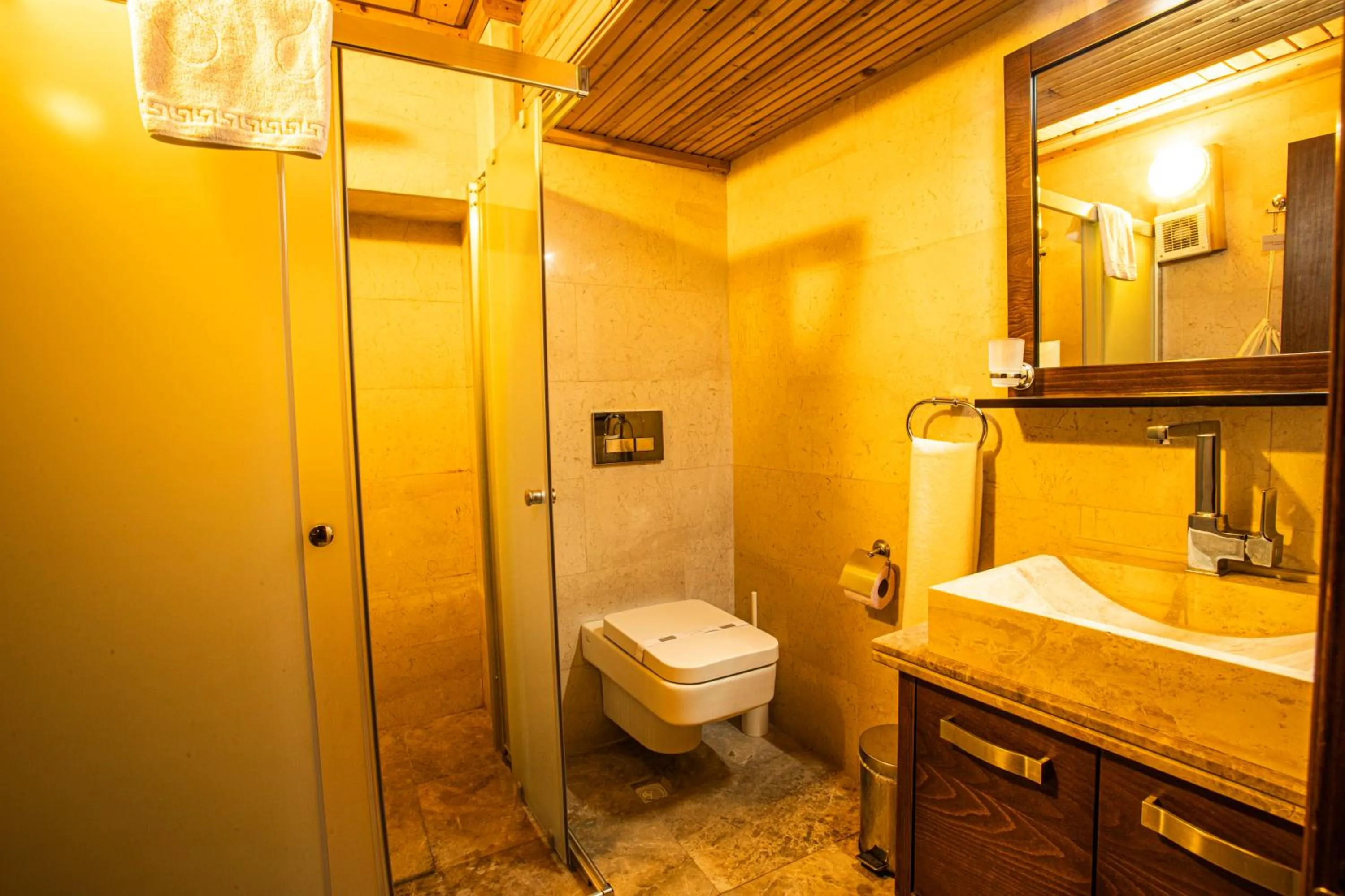 Shower in Aden Hotel Cappadocia