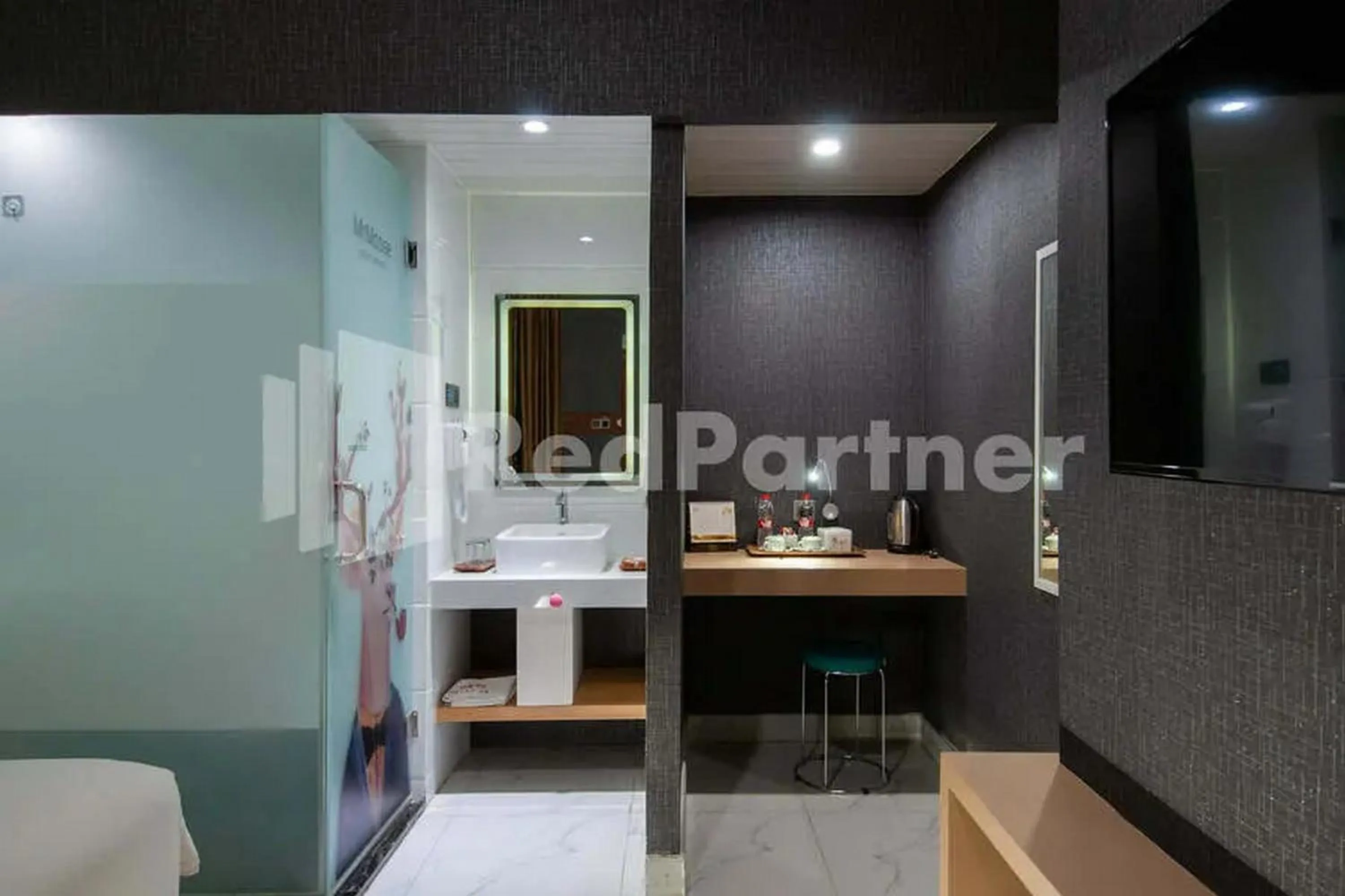 Bathroom in Selecta Hotel Medan Petisah R Signature Mitra RedDoorz