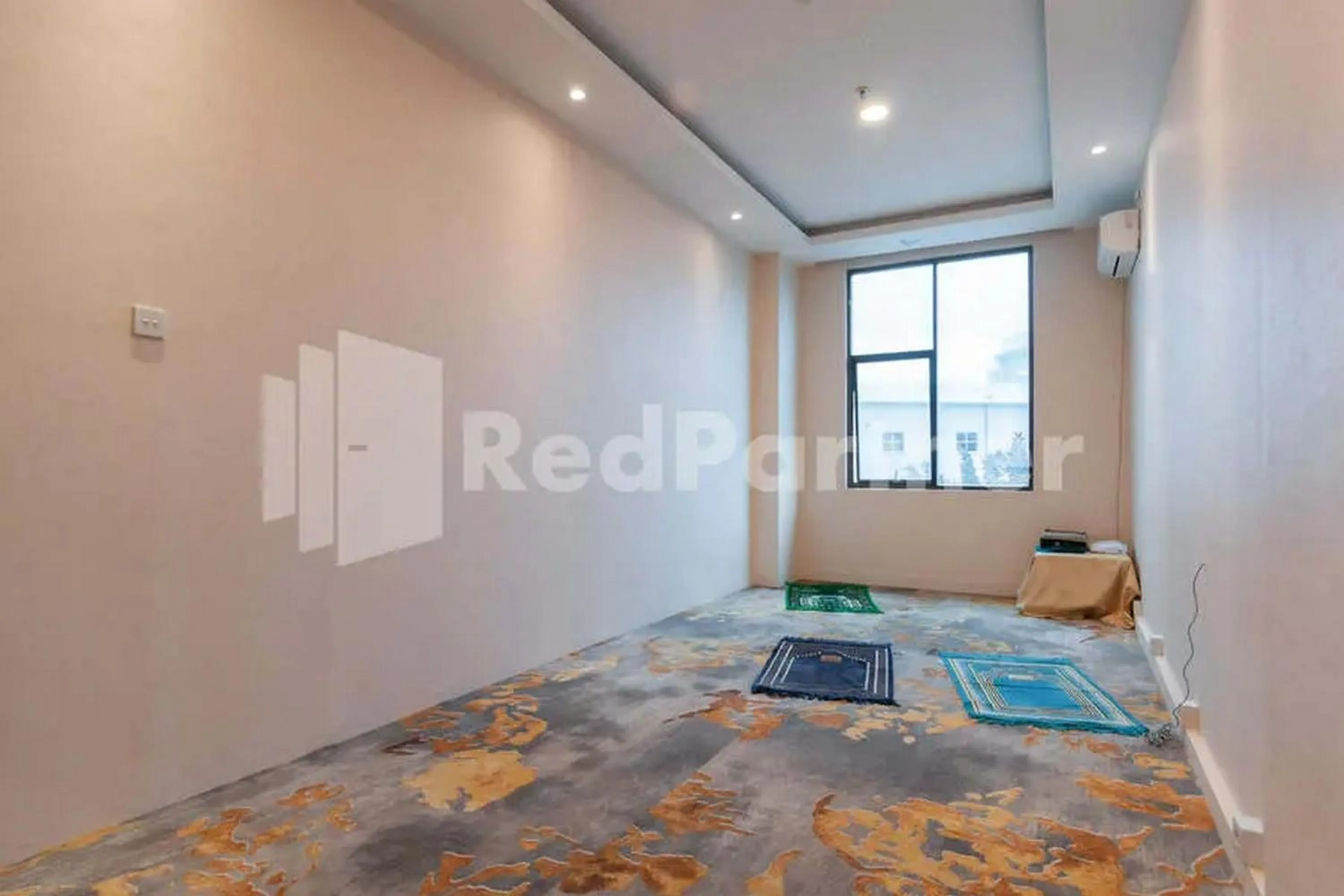 Place of worship, Bed in Selecta Hotel Medan Petisah R Signature Mitra RedDoorz