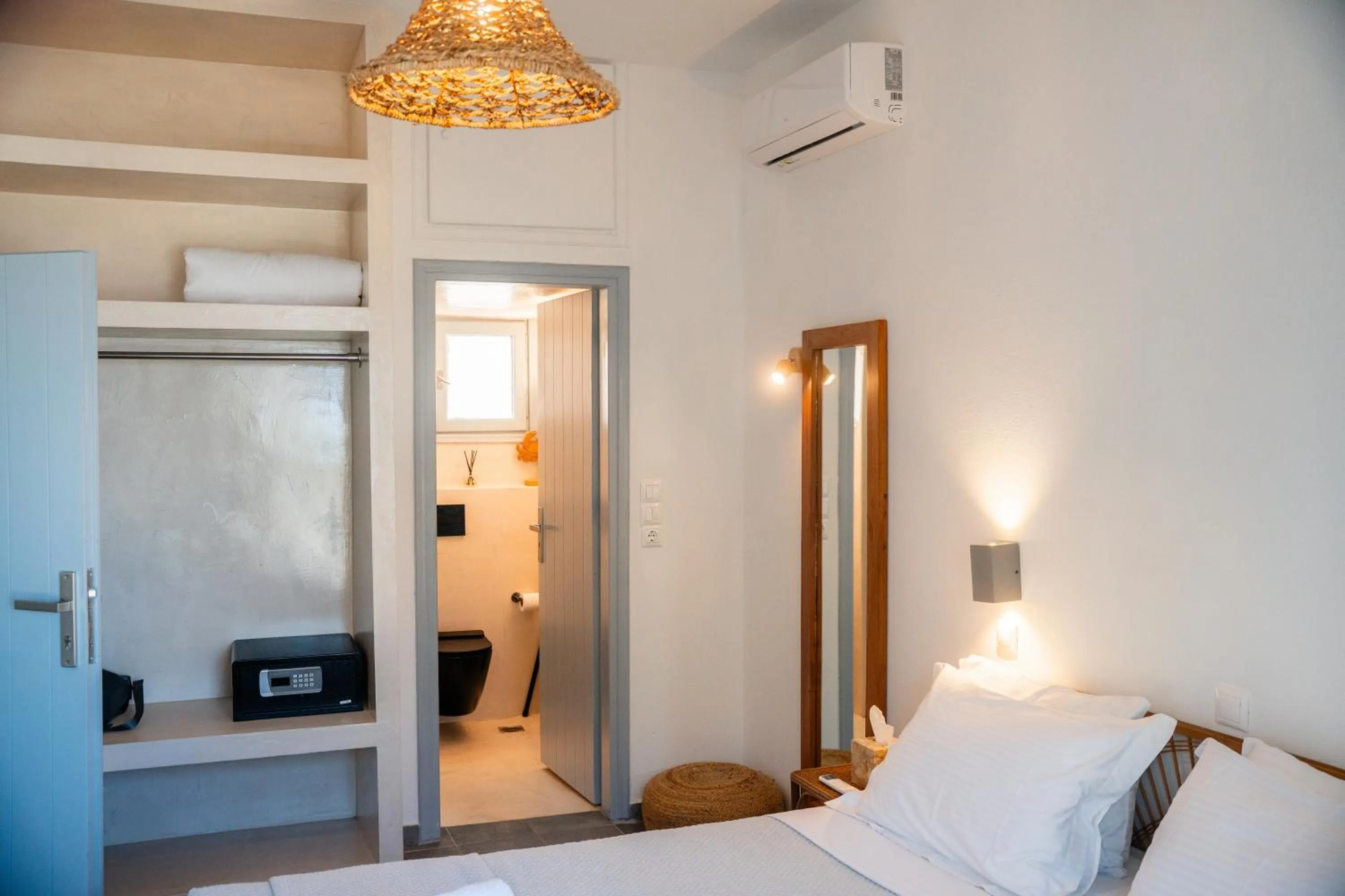 Bed in Divino Suites