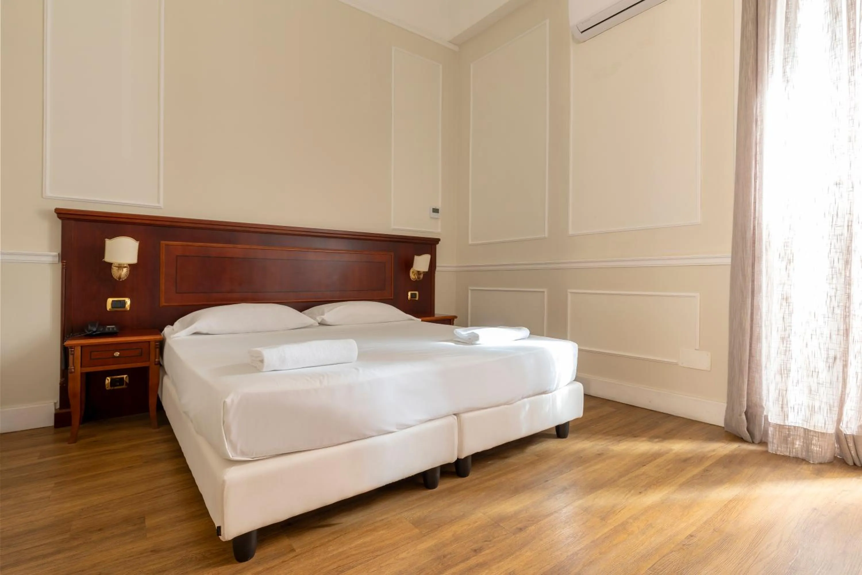 Bed in Napolit'amo Hotel Principe