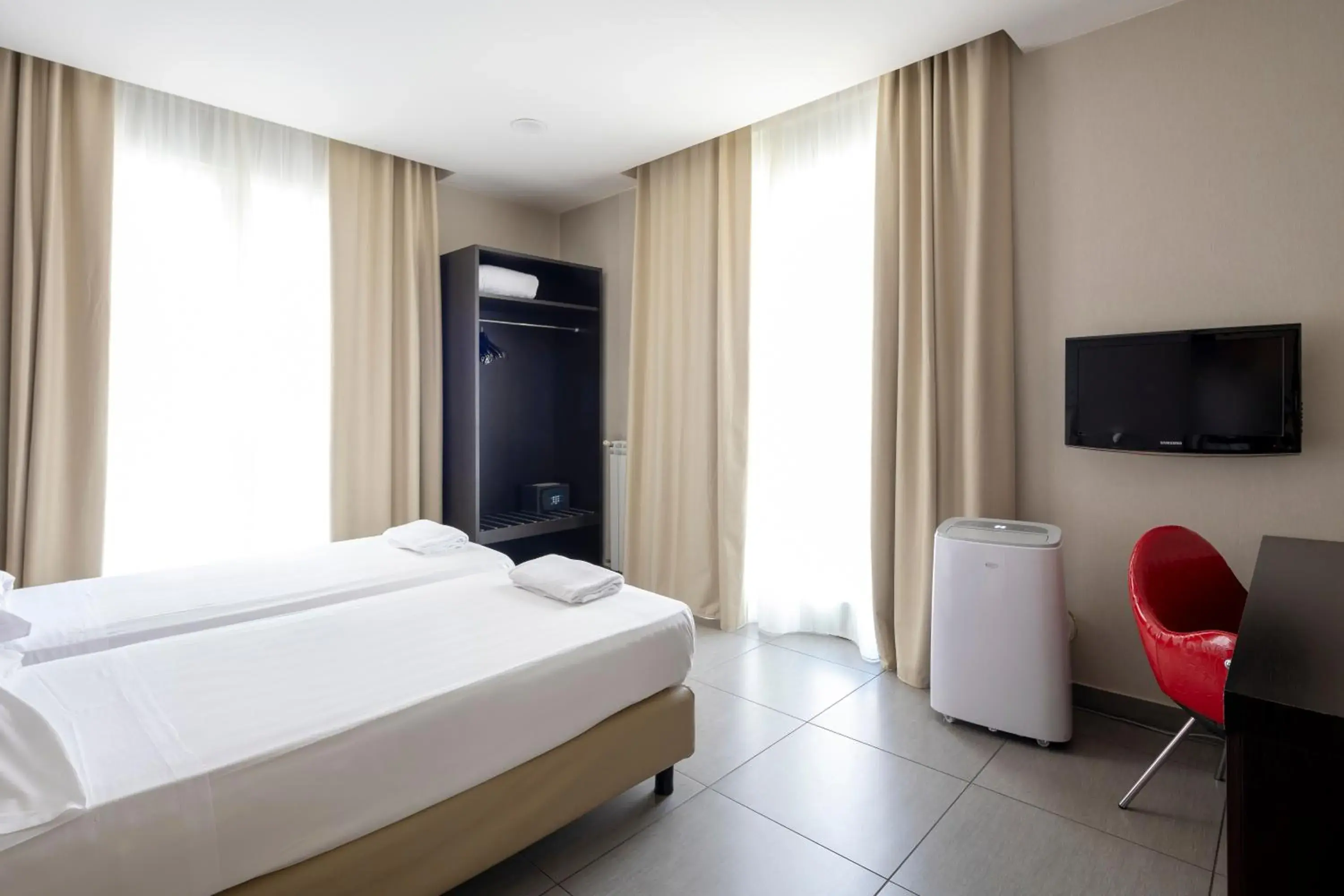 Bed in Napolit'amo Hotel Medina Bed in Napolit'amo Hotel Medina