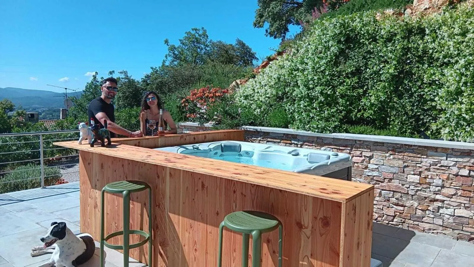 Hot Tub in Les Hauts du Peireguier