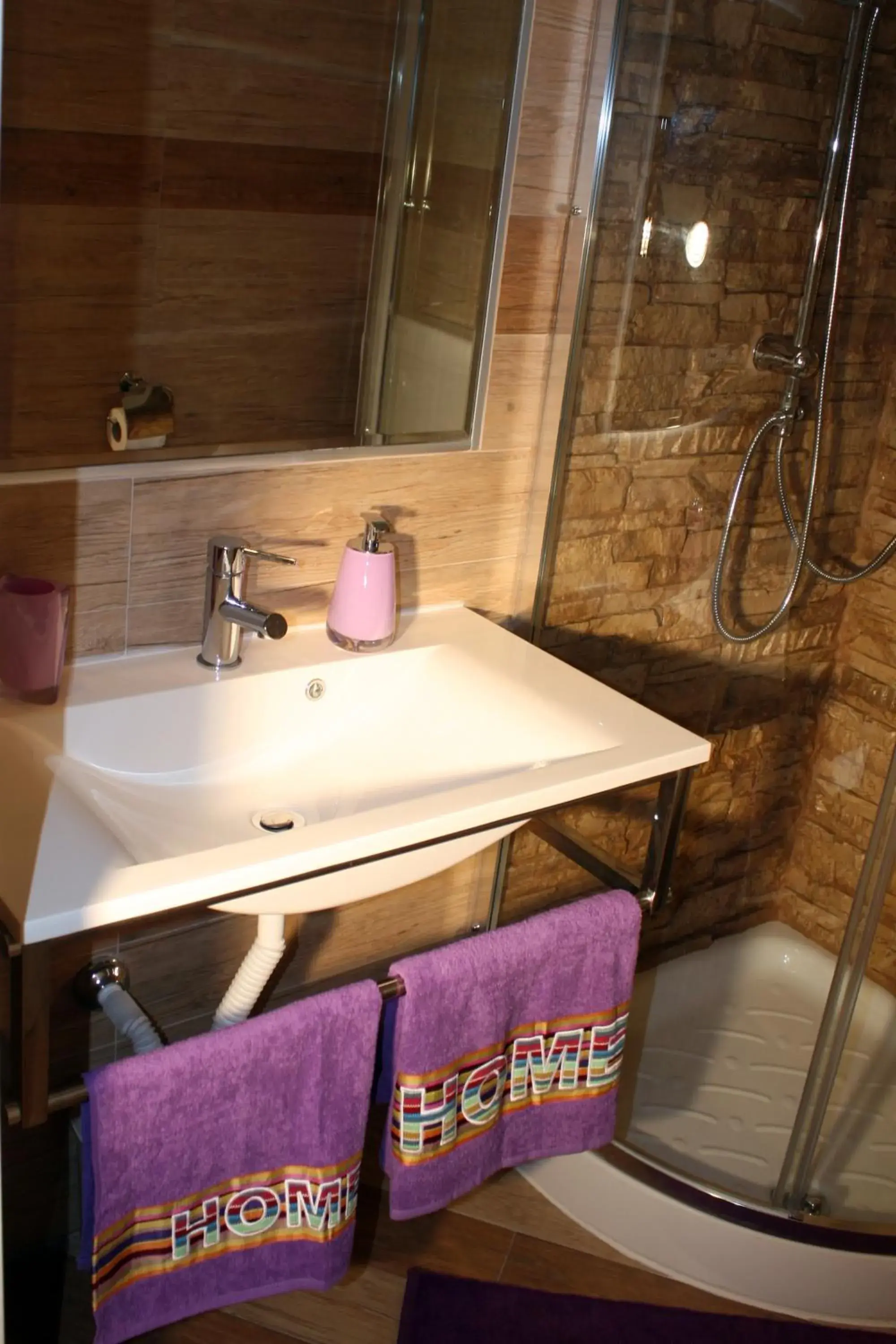 Double Room with Private Bathroom in Shelisa B&B Double Room with Private Bathroom in Shelisa B&B