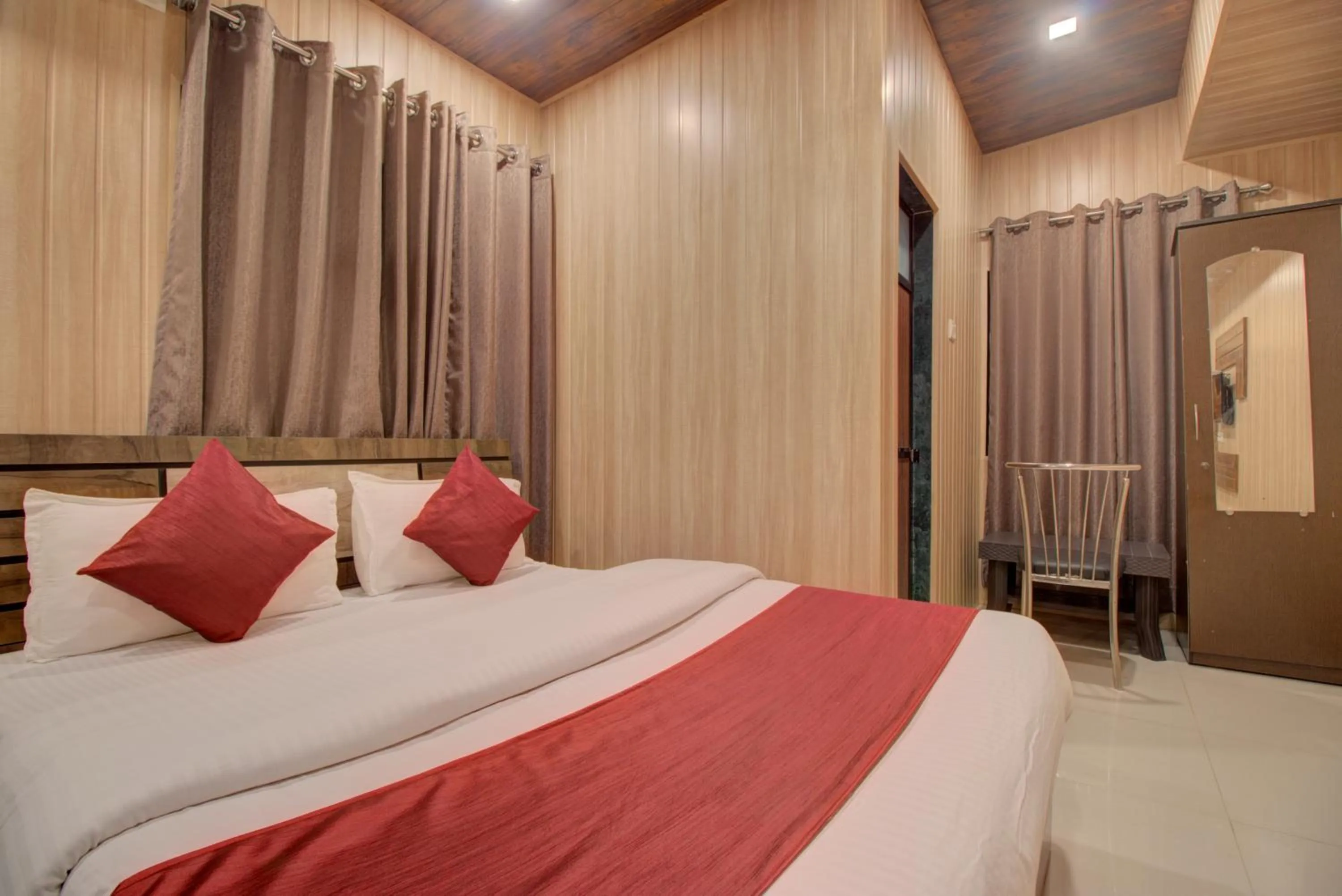 Bed in Hotel Snehaprabha - Near to Nagaon Beach Alibaug